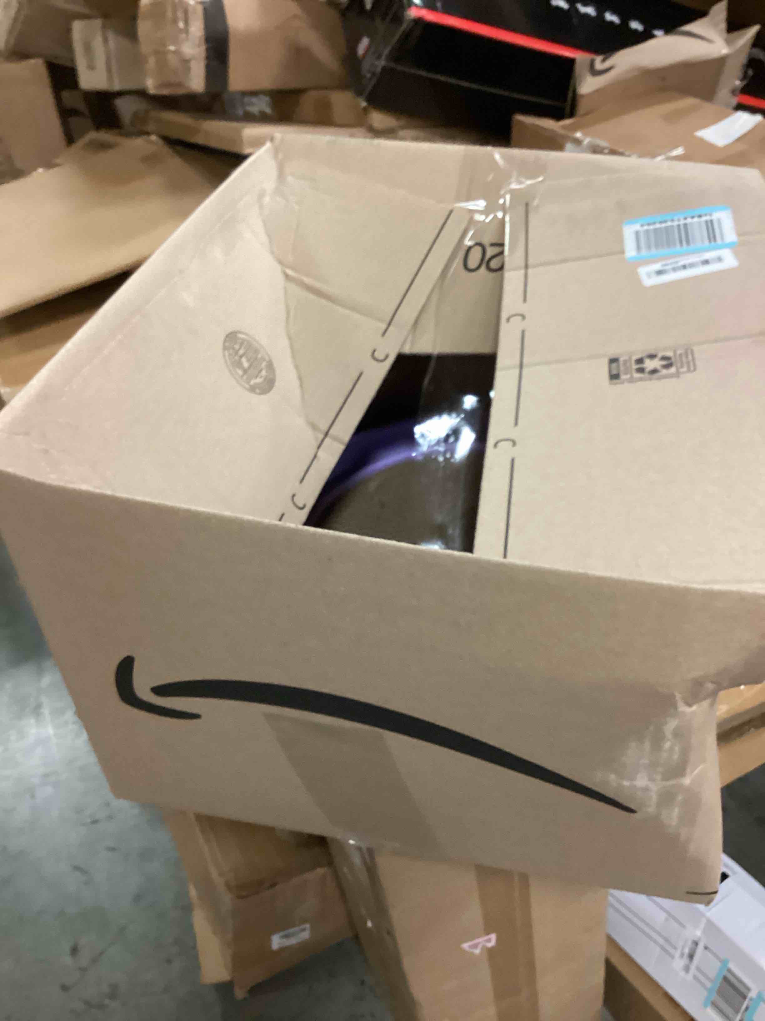 https://s3.amazonaws.com/lotting-images-prod/bidfta/BRN1899495_1754662763462.jpeg