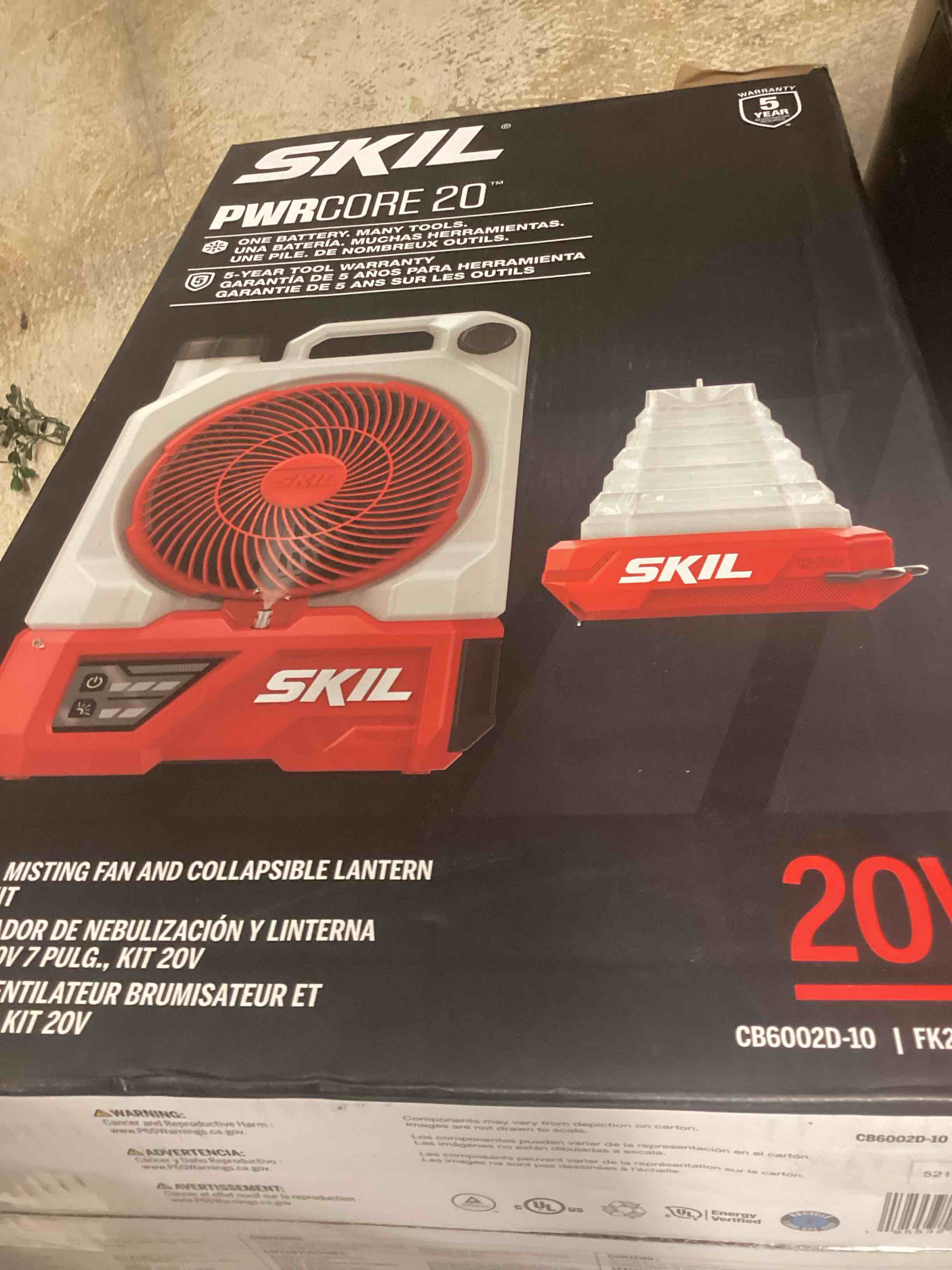 SKIL 7-inch Misting Fan Kit Including 20V 2.0Ah USB-C Battery and 20W Charger- MF0700D-12