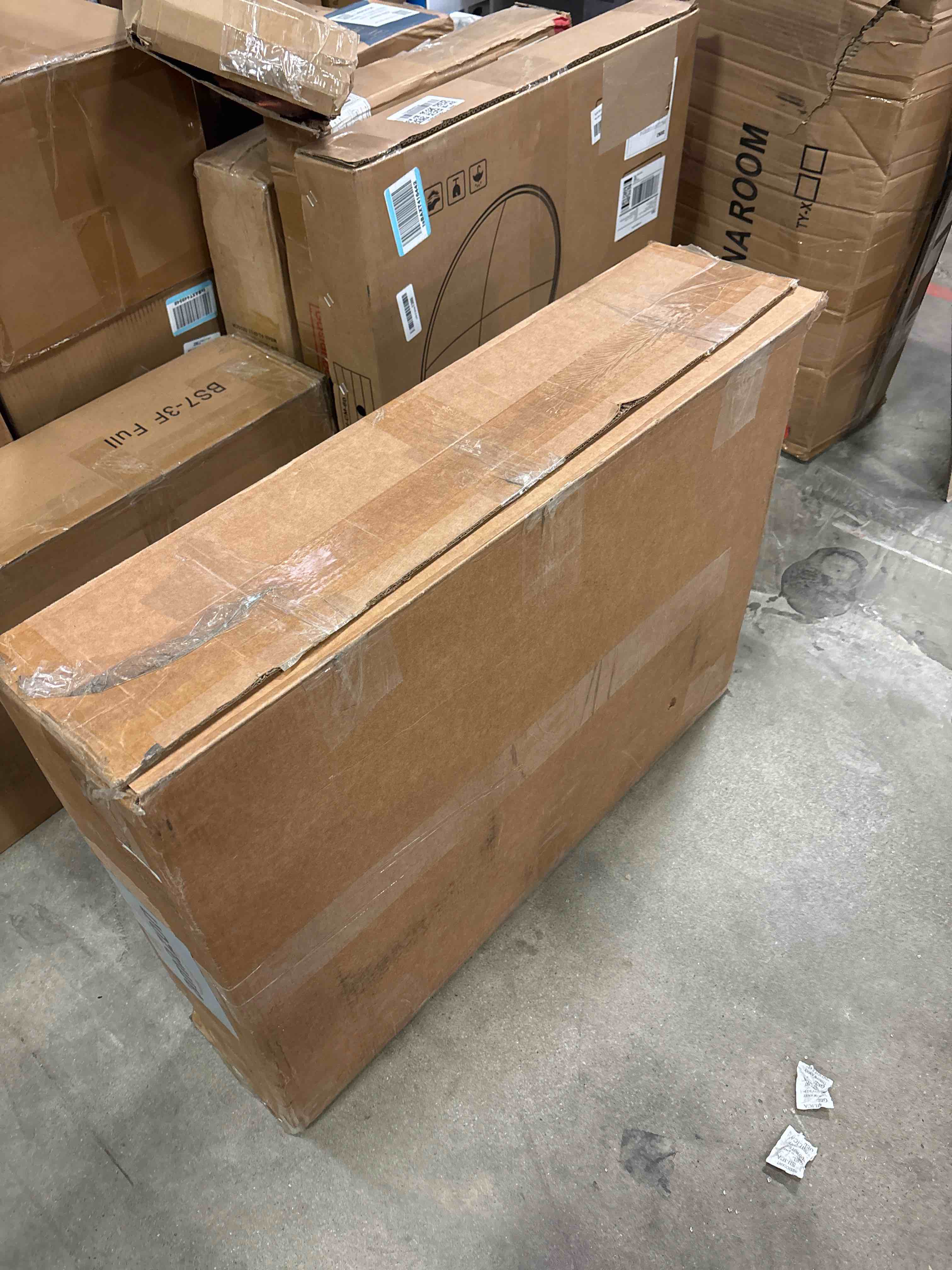 https://s3.amazonaws.com/lotting-images-prod/bidfta/BRN1903202_1742328390600.jpeg