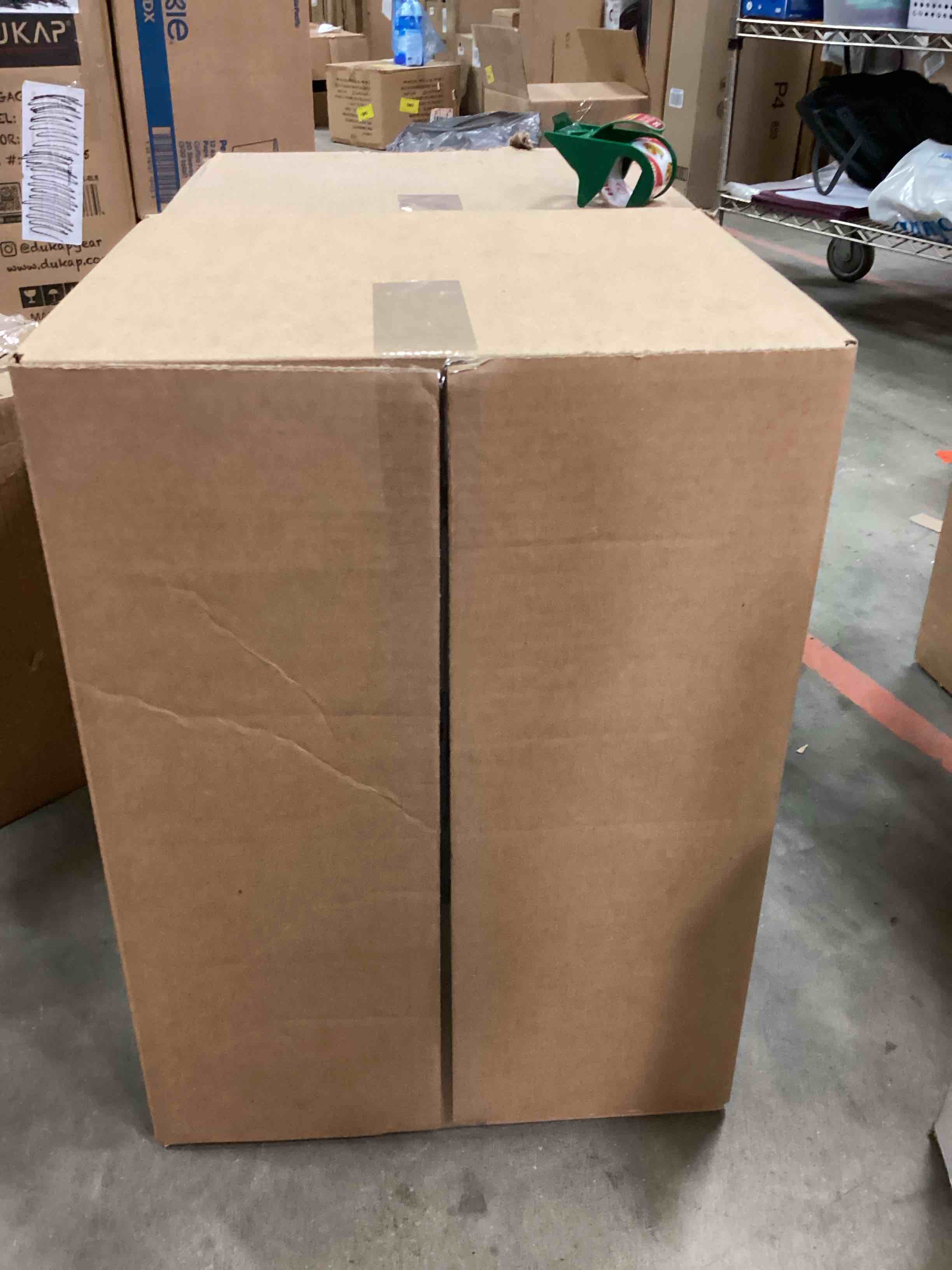 https://s3.amazonaws.com/lotting-images-prod/bidfta/BRN1903228_1742310579500.jpeg