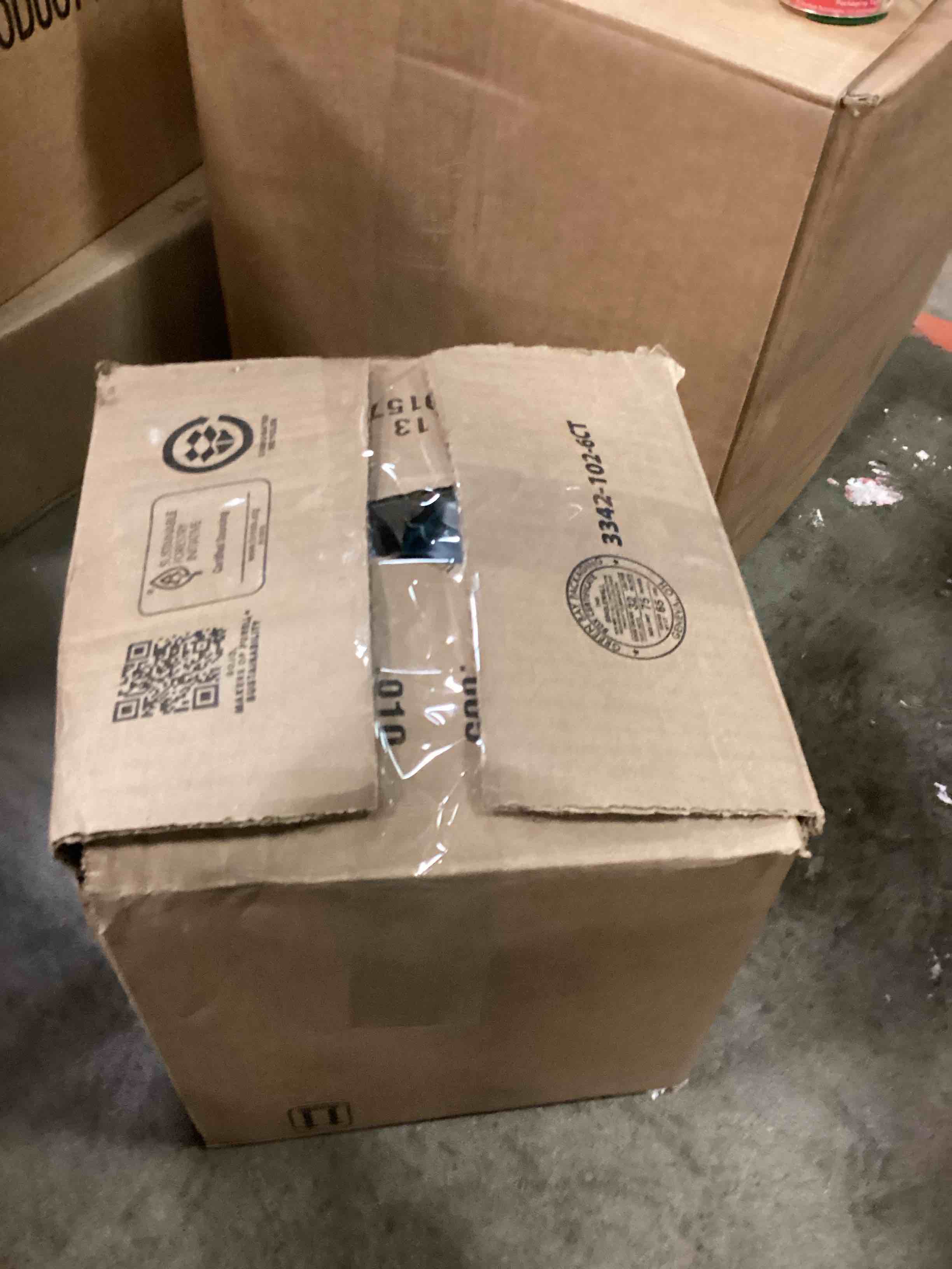 https://s3.amazonaws.com/lotting-images-prod/bidfta/BRN1903248_1742317932619.jpeg