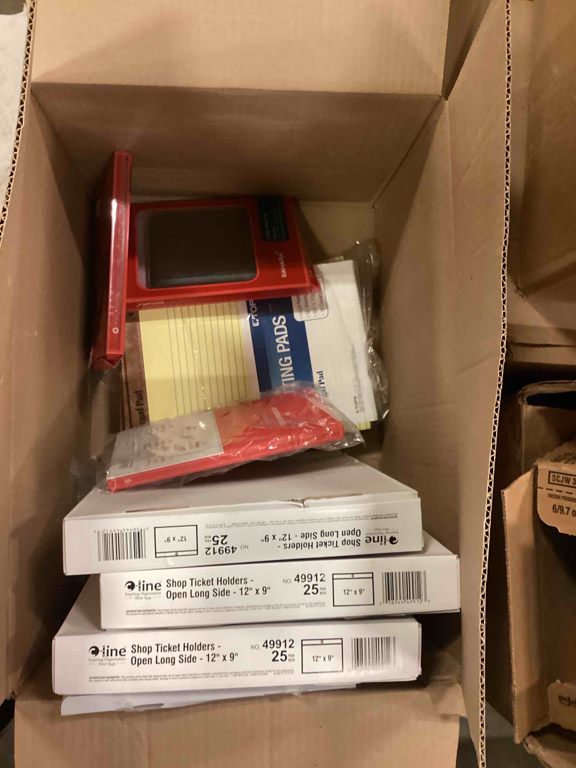 https://s3.amazonaws.com/lotting-images-prod/bidfta/BRN1903249_1742318332326.jpeg