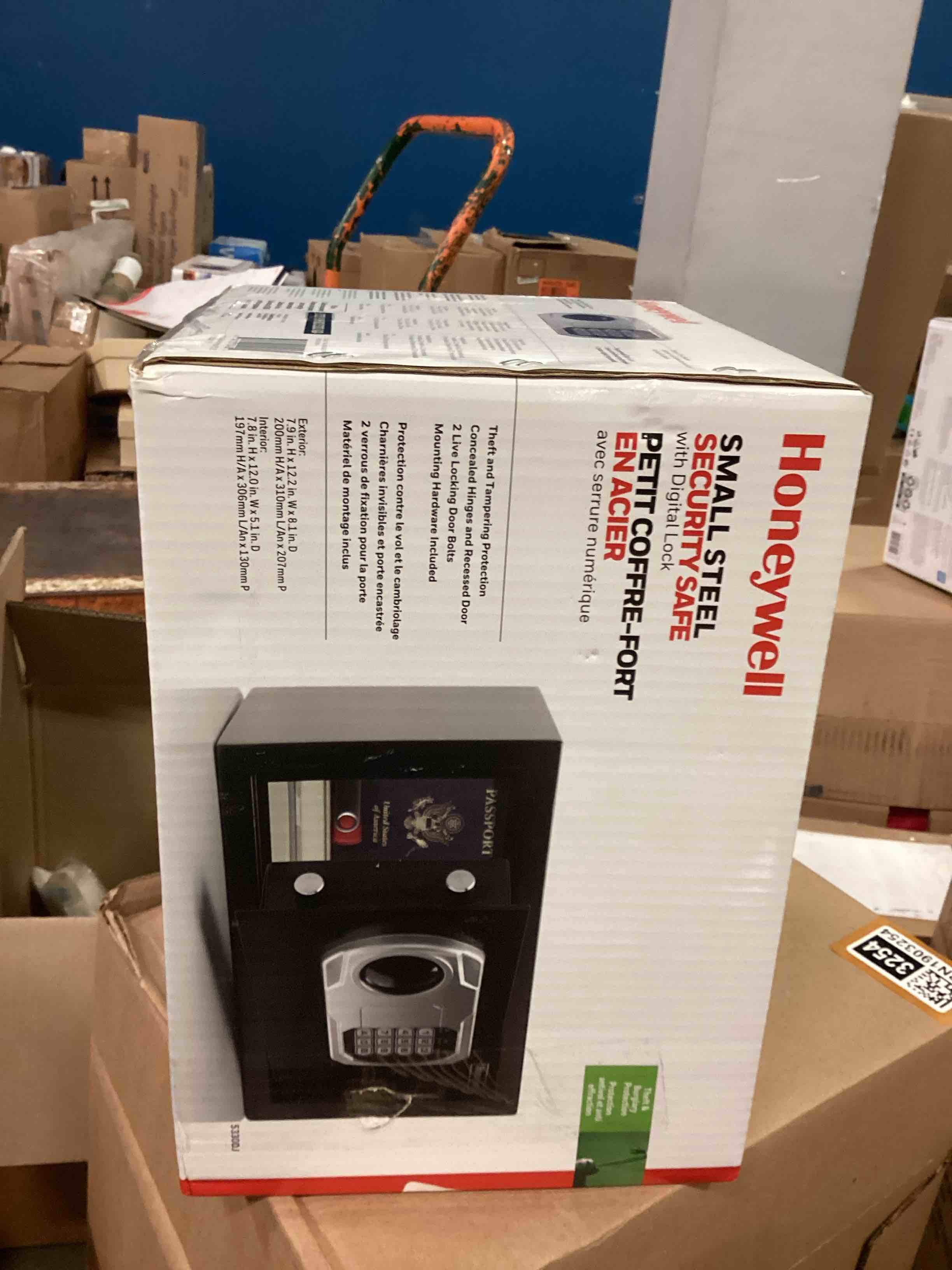 https://s3.amazonaws.com/lotting-images-prod/bidfta/BRN1903256_1742319426145.jpeg