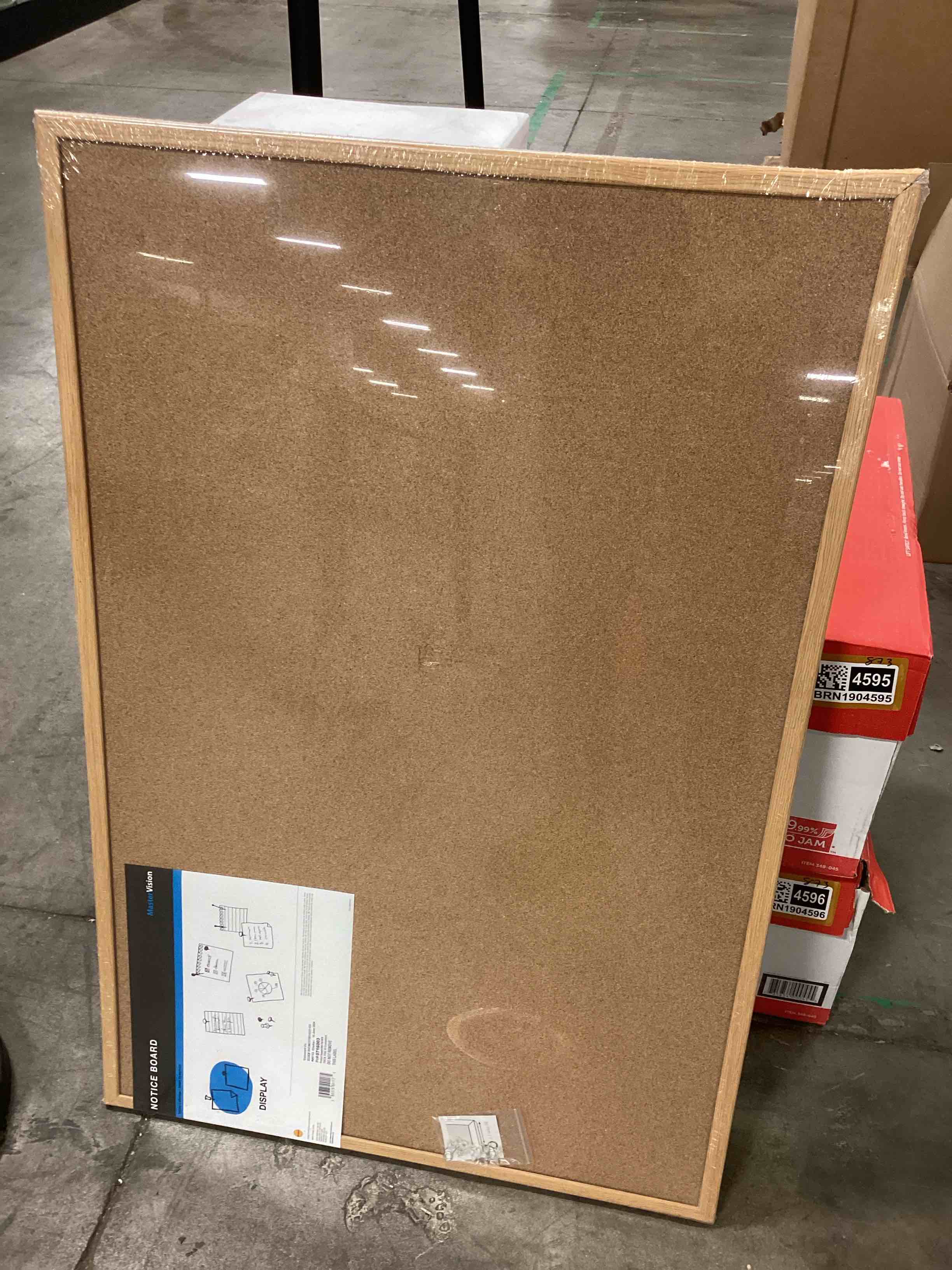 https://s3.amazonaws.com/lotting-images-prod/bidfta/BRN1904598_1745434051083.jpeg