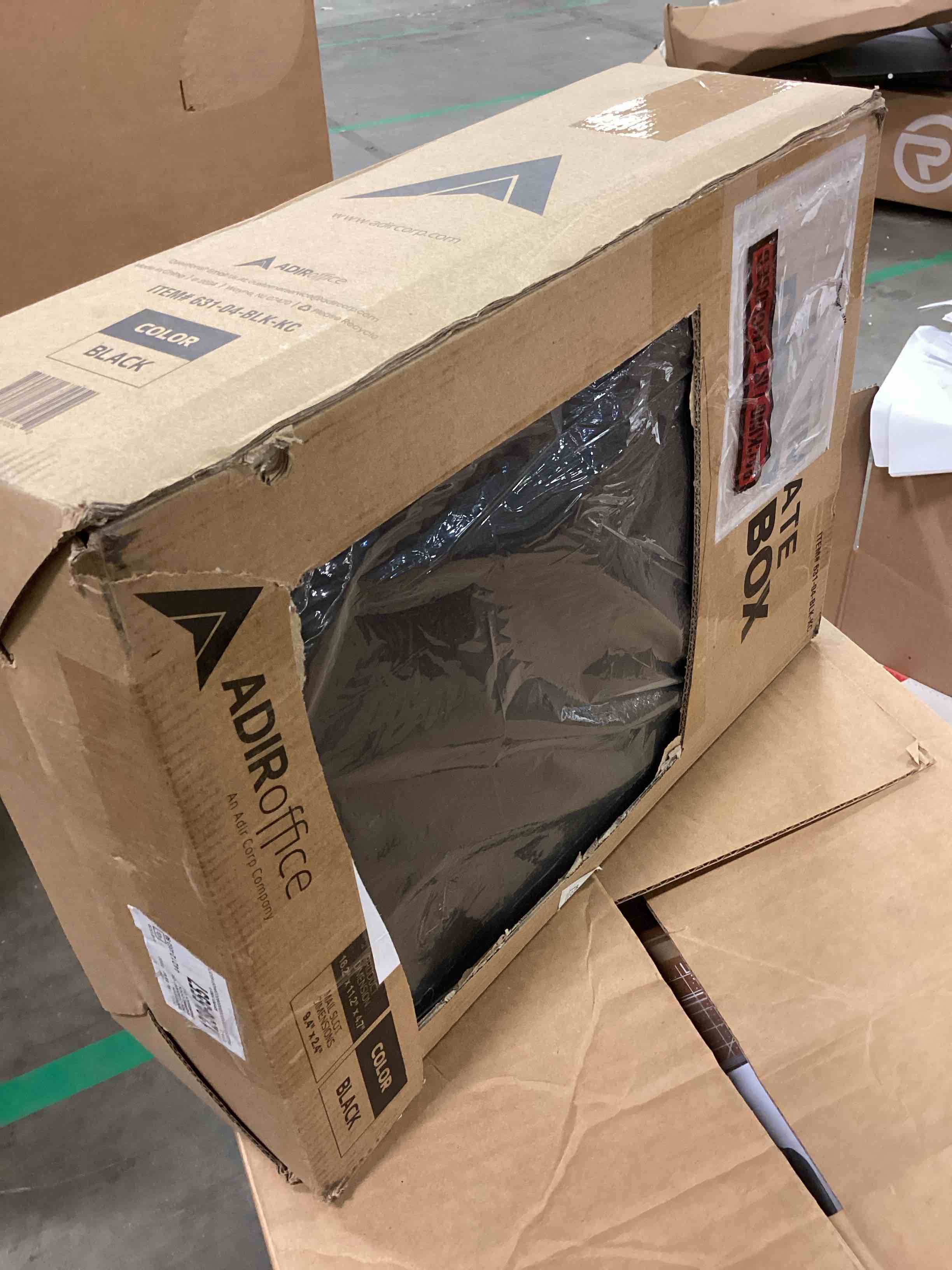 https://s3.amazonaws.com/lotting-images-prod/bidfta/BRN1904613_1745437675063.jpeg