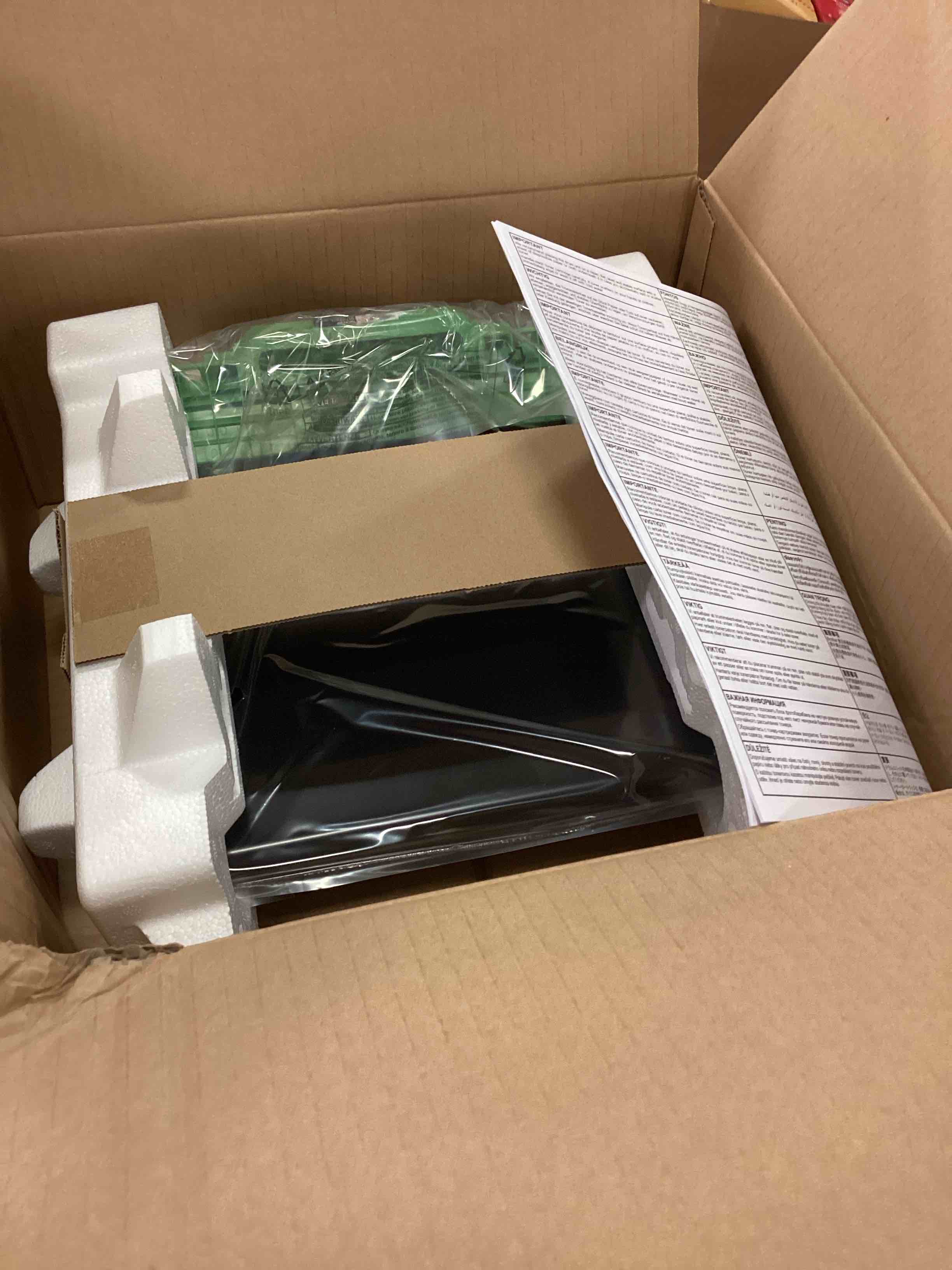https://s3.amazonaws.com/lotting-images-prod/bidfta/BRN1904670_1745590730850.jpeg