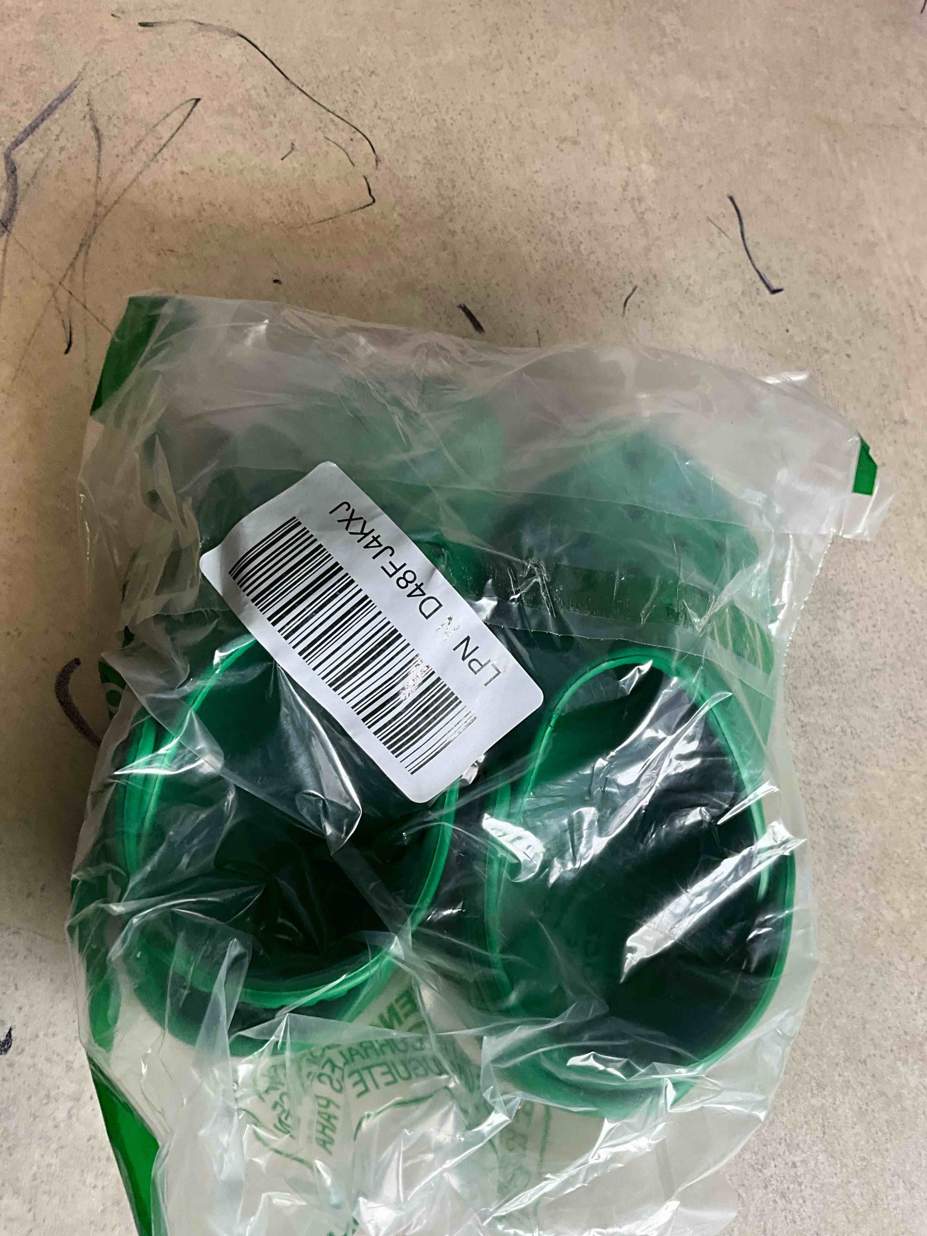 https://s3.amazonaws.com/lotting-images-prod/bidfta/BRN1908223_1752947951231.jpeg