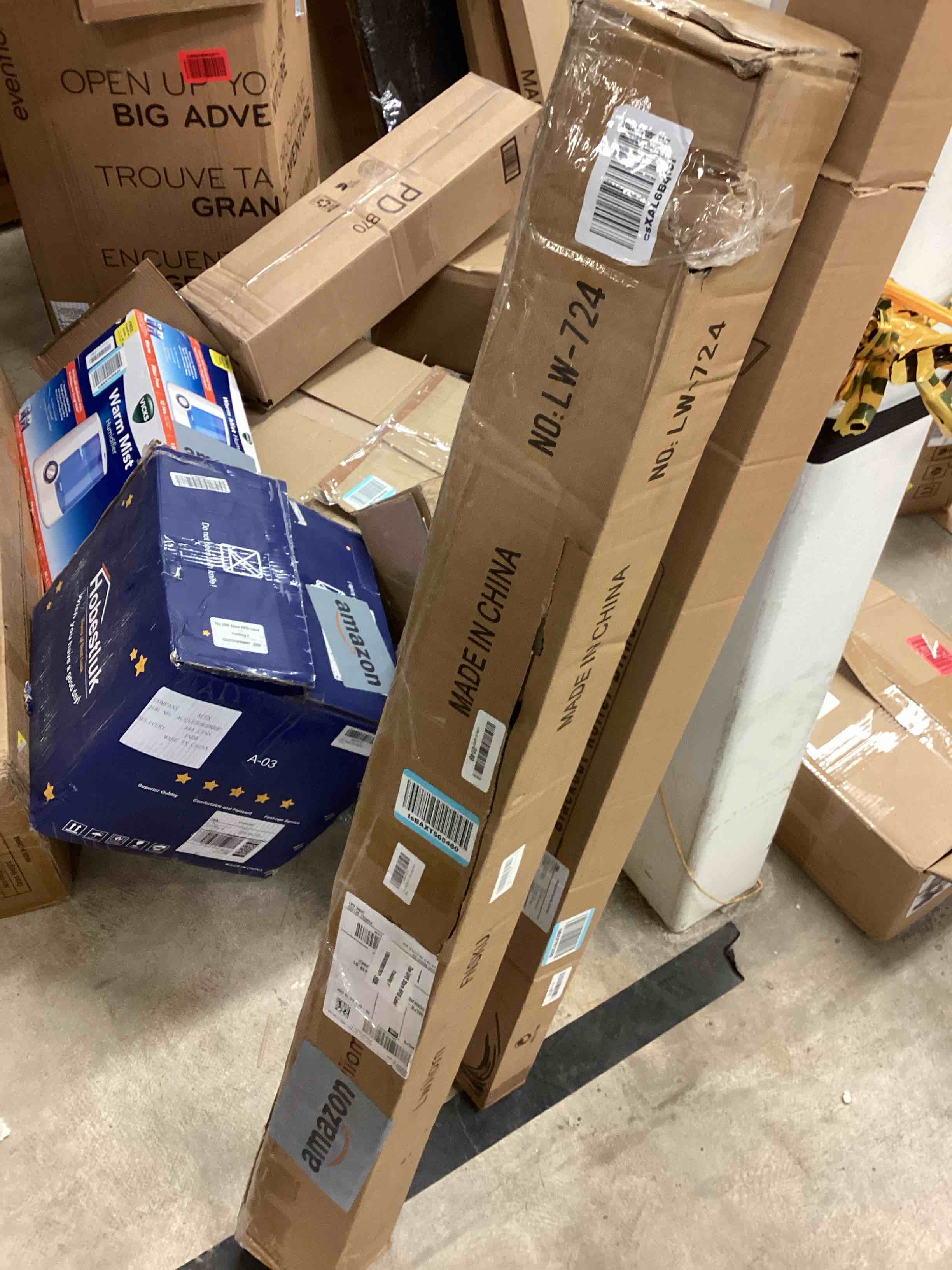 Condition photo showing Good Condition for Heavy Duty Curtain Rods,1 1/4" Large Diameter Premium Nonadjustable Curtain Rod,144in/12ft Custom Window Treatment Rods with Durable Aluminum Brackets and End Caps,Black Finish Black 144in/12ft