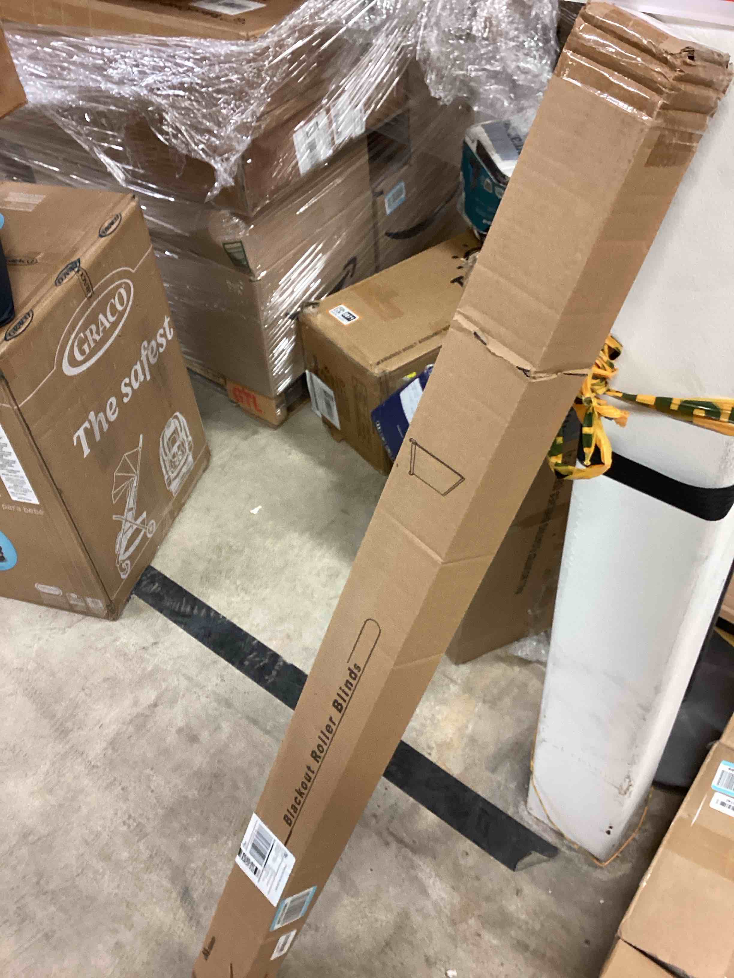 Condition photo showing Good Condition for 100% Blackout Roller Shades, Blinds for Windows with Thermal Insulated & UV Protection Waterproof Fabric,Window Blinds for Home Office Bedroom, Easy Installed (White-33 W x 72) 33"W x 72"H White