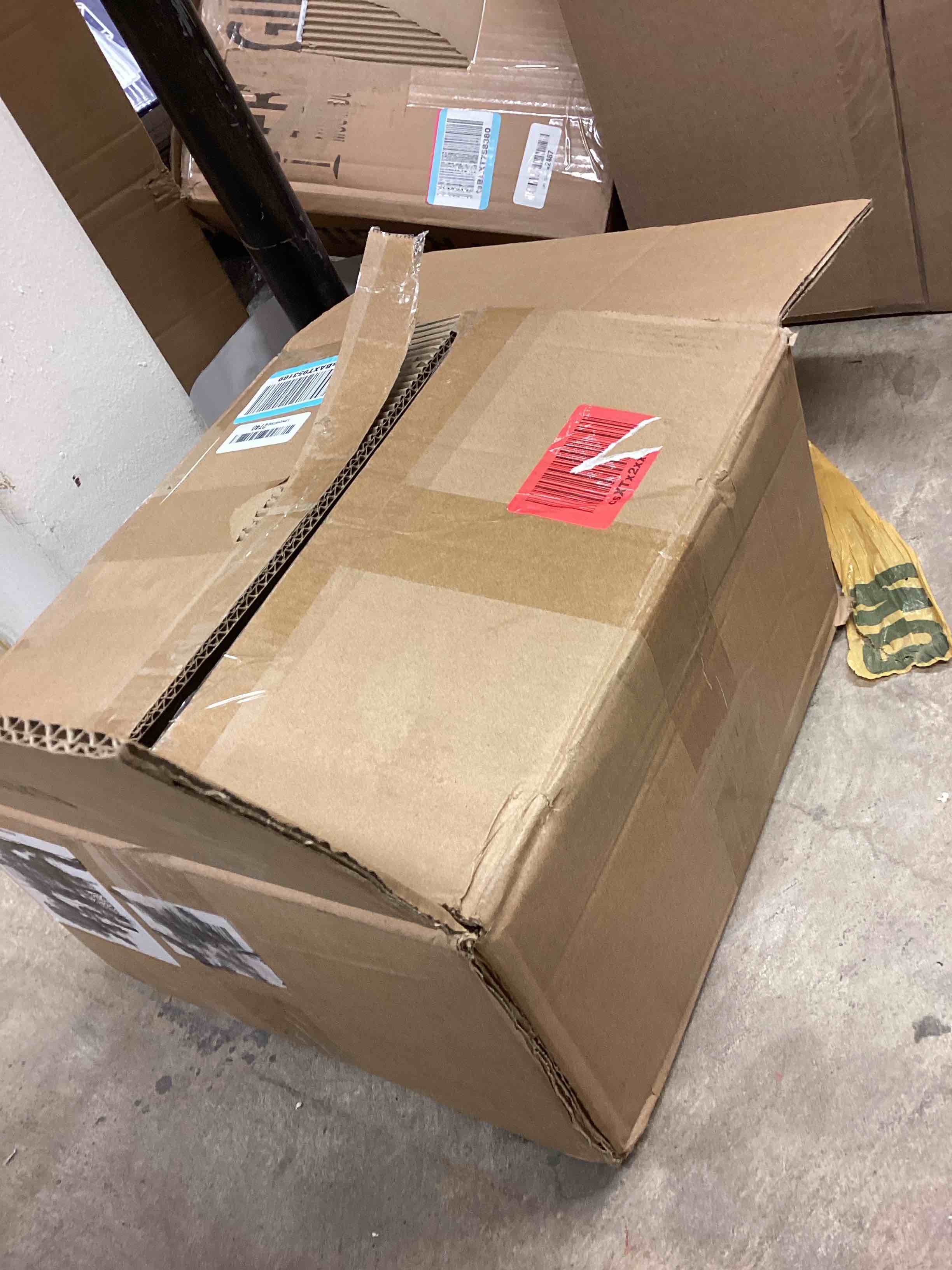 Condition photo showing Good Condition for Rear Right Side Steering Knuckle & Wheel Bearing Hub Assembly Compatible with Ford Explorer 2002-2005,fit for Mercury Mountaineer 2002-2005, Replace for 698-012, for LK002