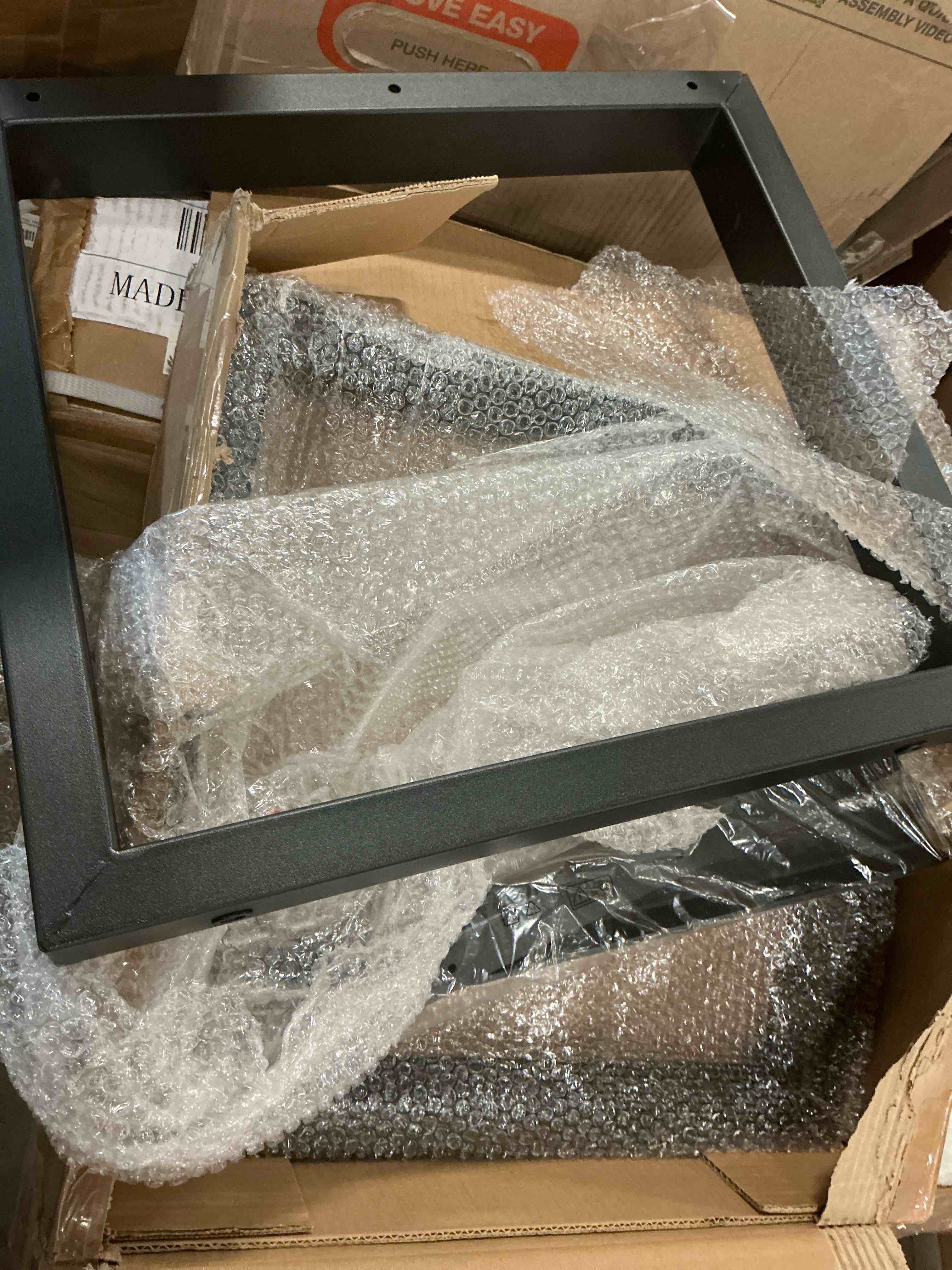 https://s3.amazonaws.com/lotting-images-prod/bidfta/BRN1909207_1743169698698.jpeg