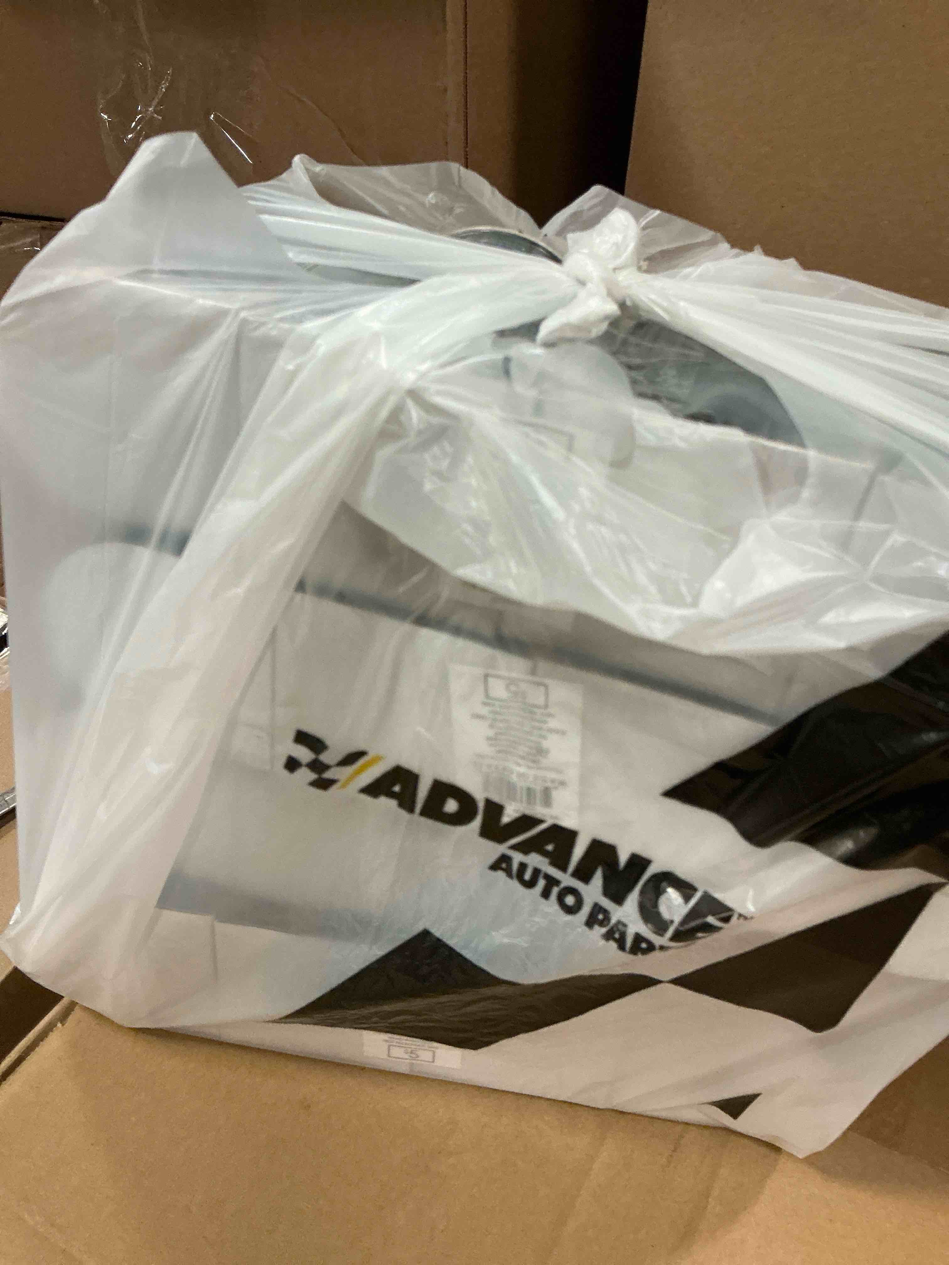 https://s3.amazonaws.com/lotting-images-prod/bidfta/BRN1910260_1750951312082.jpeg
