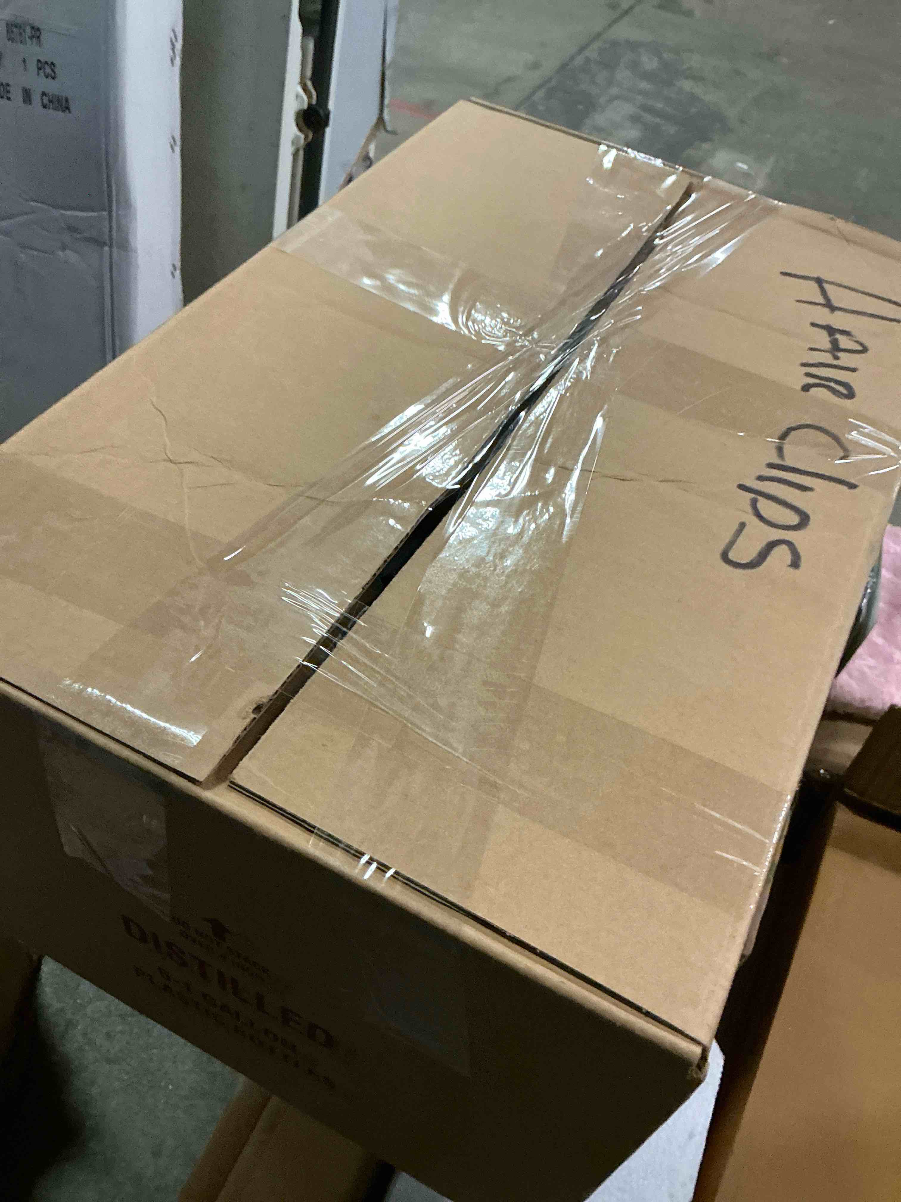 https://s3.amazonaws.com/lotting-images-prod/bidfta/BRN1910872_1754328967999.jpeg