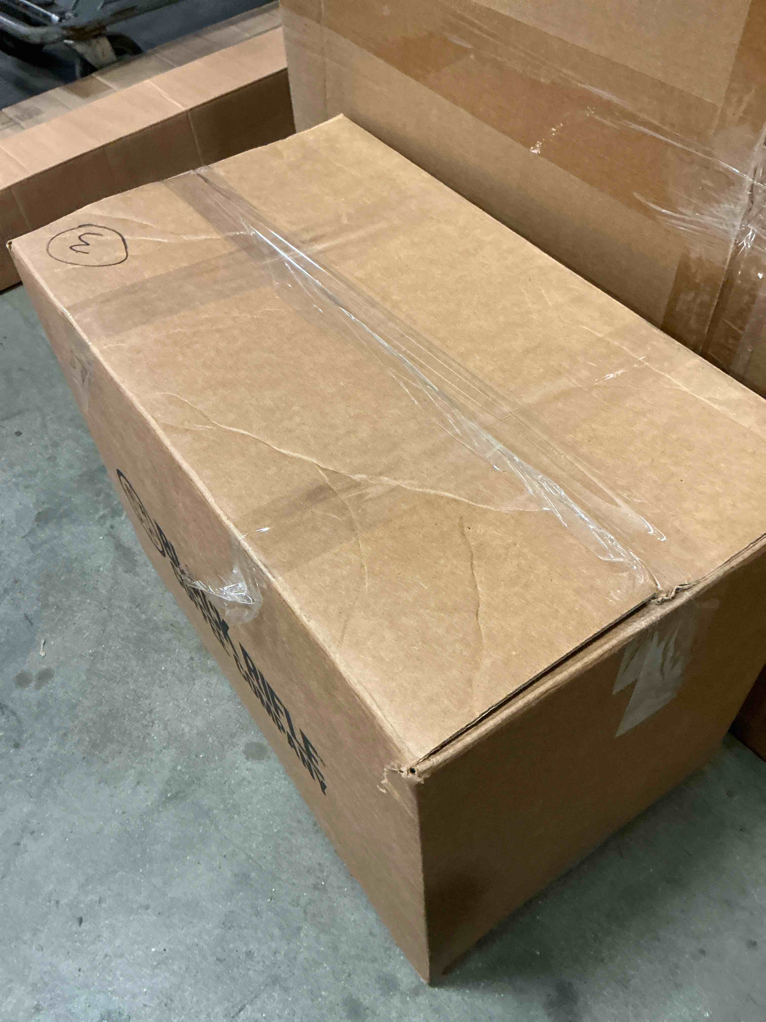 https://s3.amazonaws.com/lotting-images-prod/bidfta/BRN1911137_1755289216045.jpeg