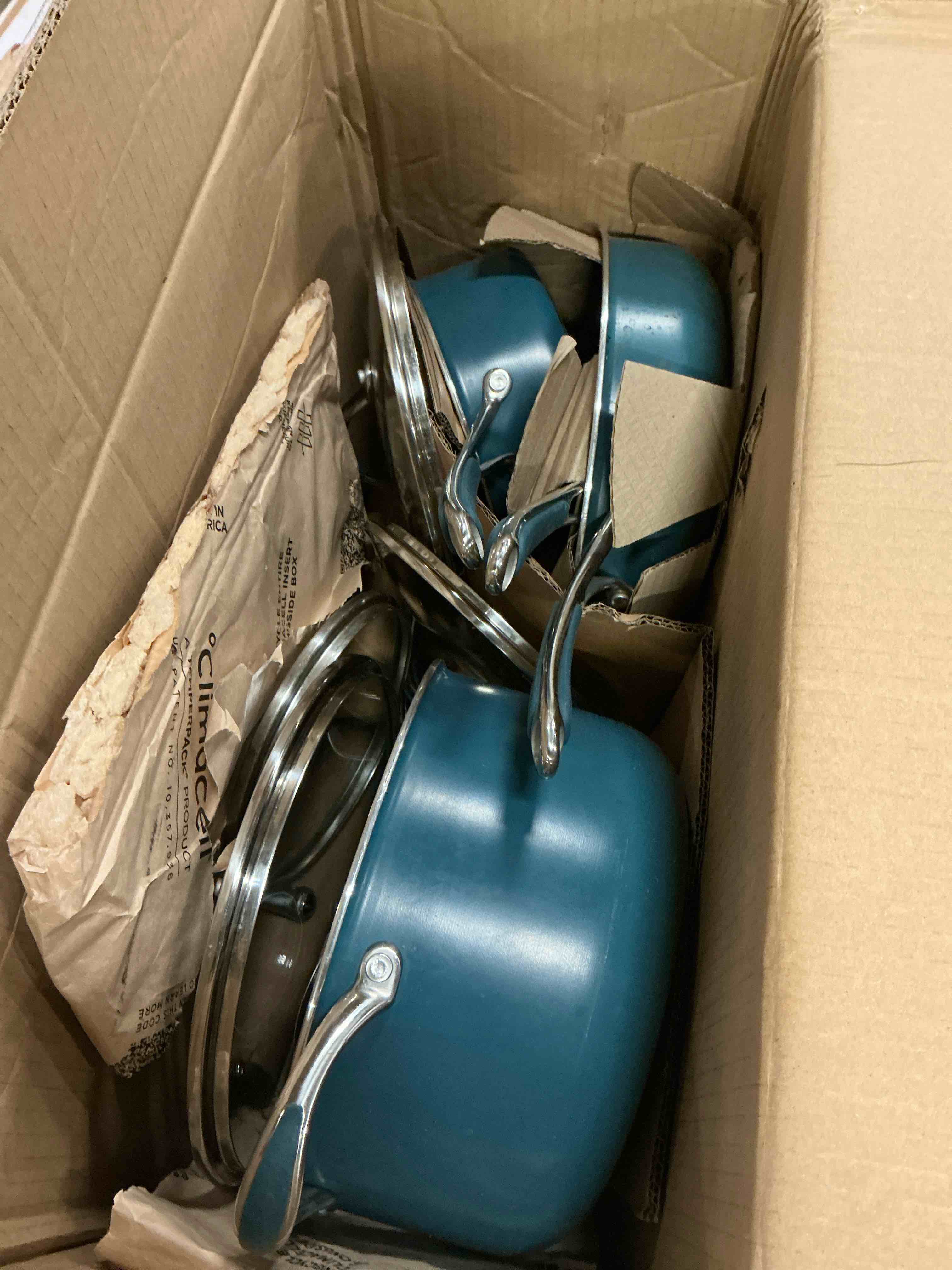 Set of pots and lids green pan blue color  (10 pieces)
