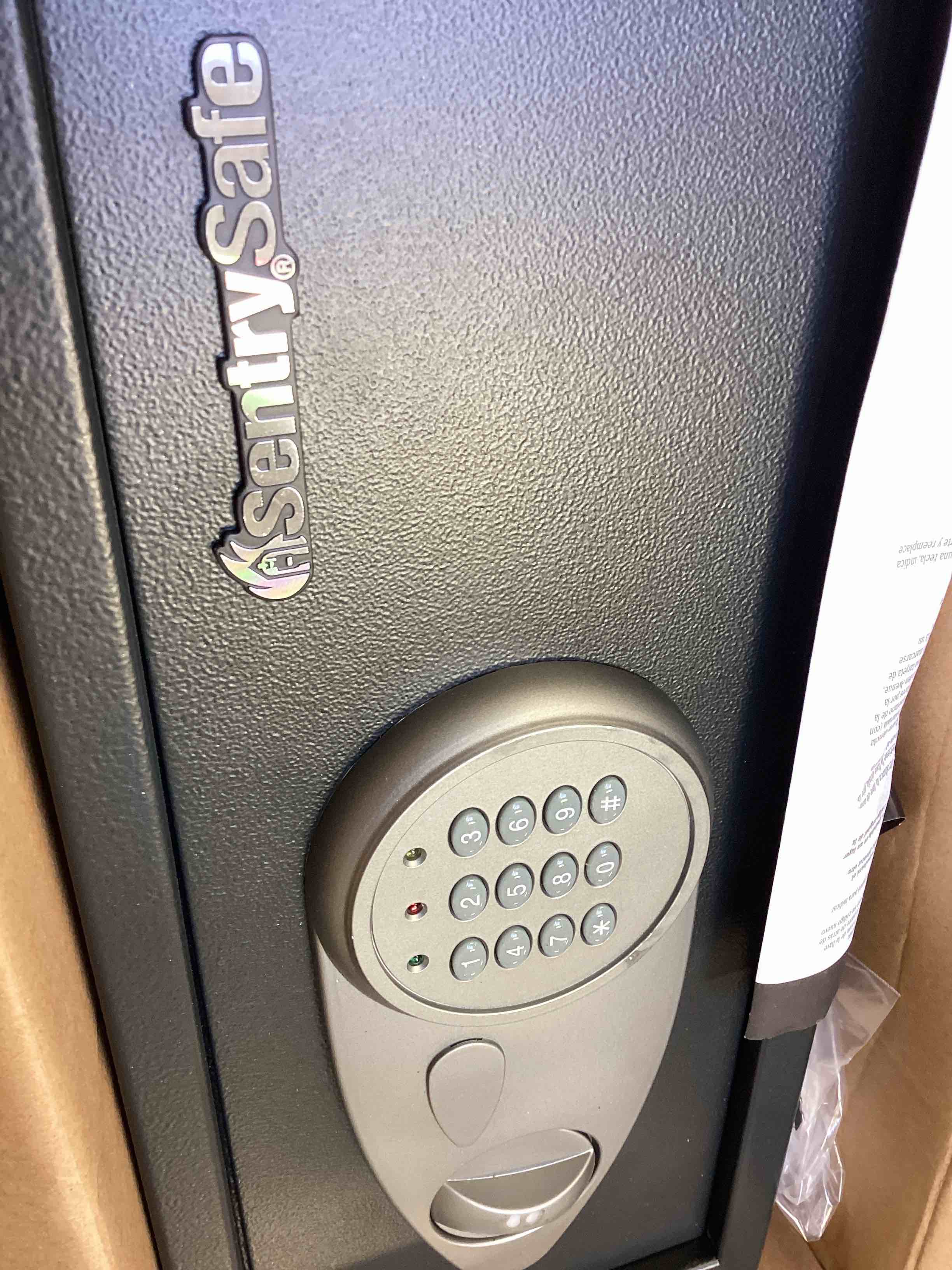 https://s3.amazonaws.com/lotting-images-prod/bidfta/BRN1911593_1760643555237.jpeg