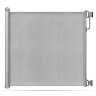 Palet Of baby gate curtain rods and blinds. ( 45 pcs )