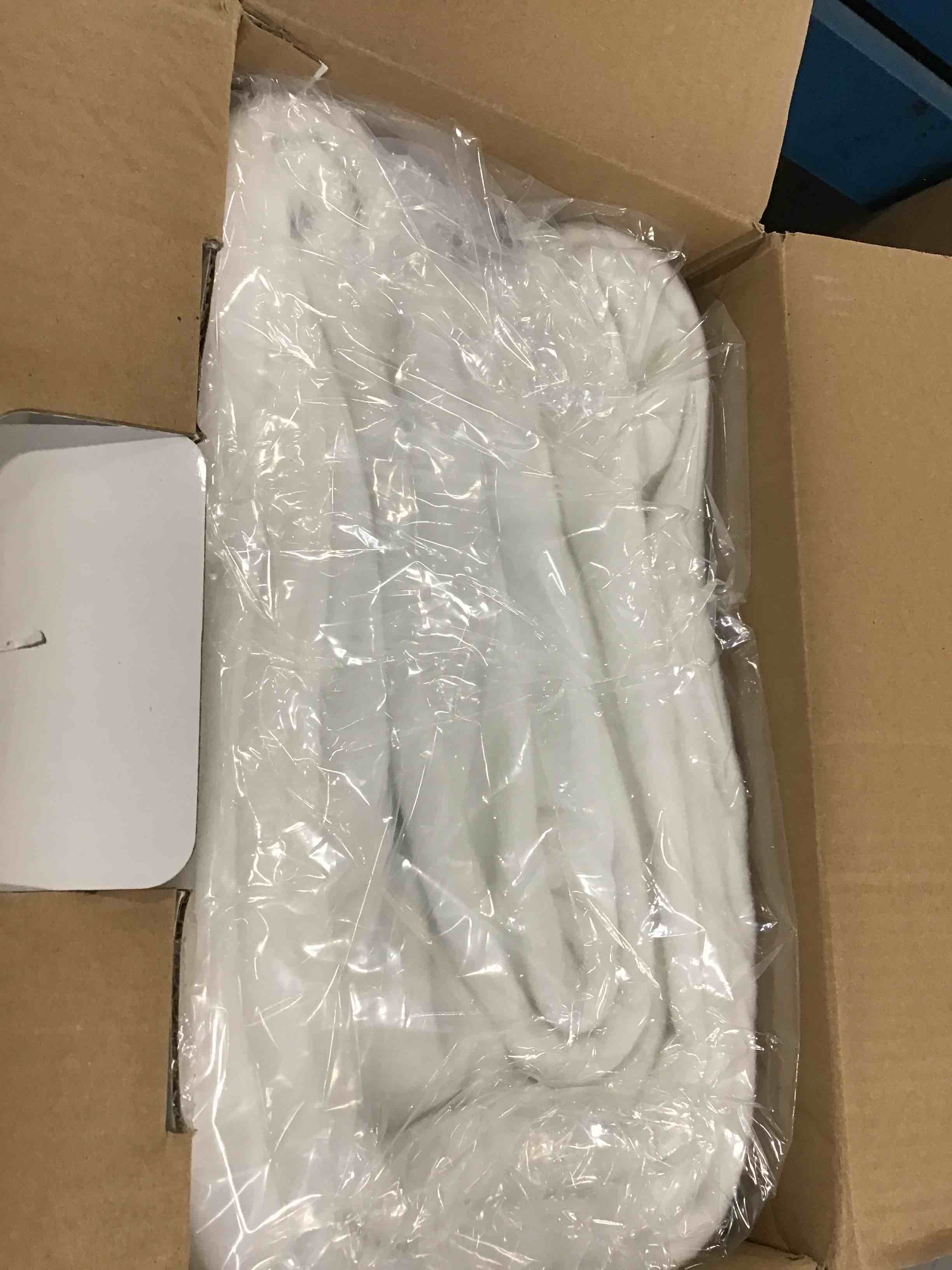https://s3.amazonaws.com/lotting-images-prod/bidfta/BRN1963145_1743079646959.jpeg
