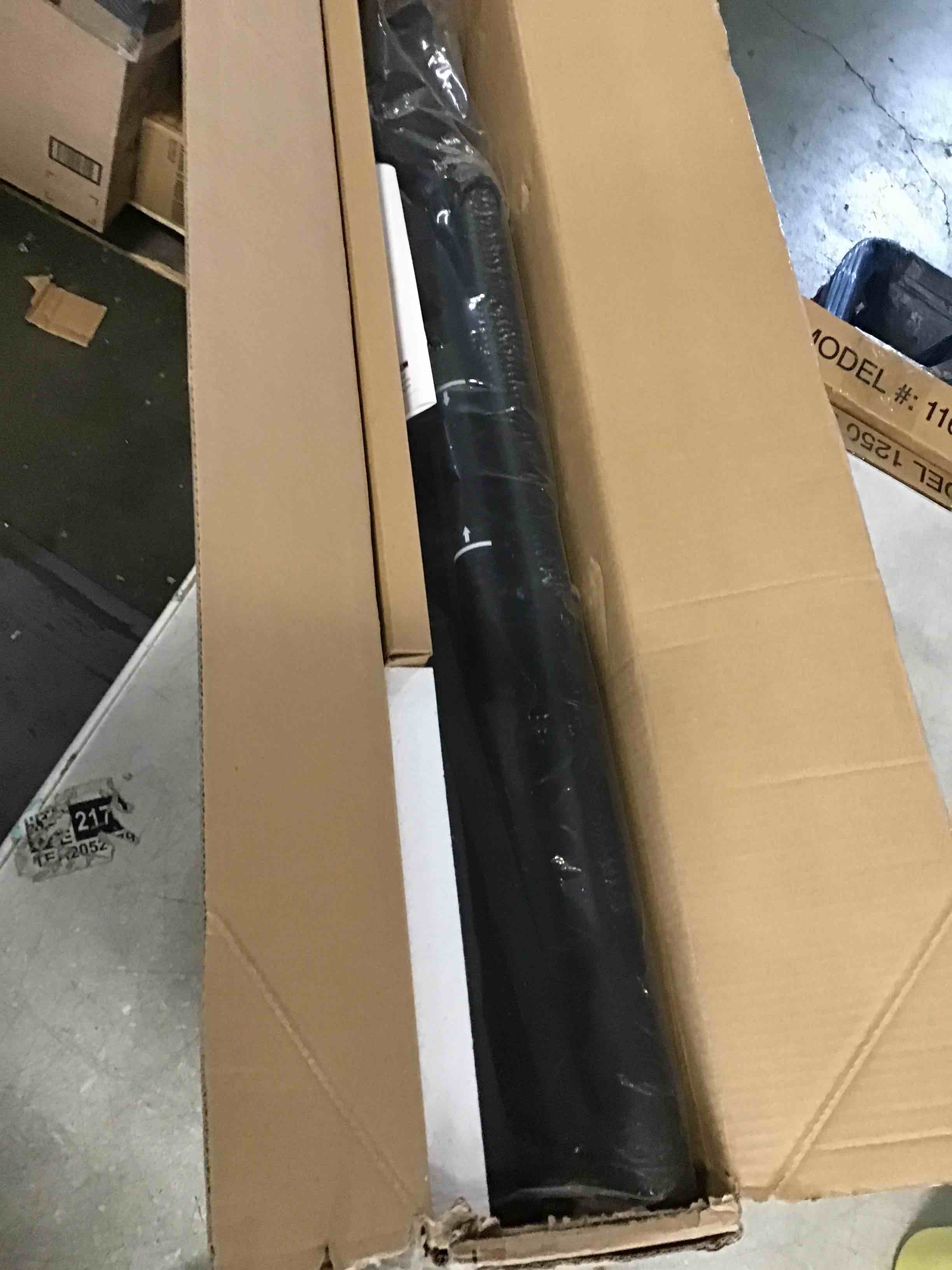 https://s3.amazonaws.com/lotting-images-prod/bidfta/BRN1966667_1743104134337.jpeg
