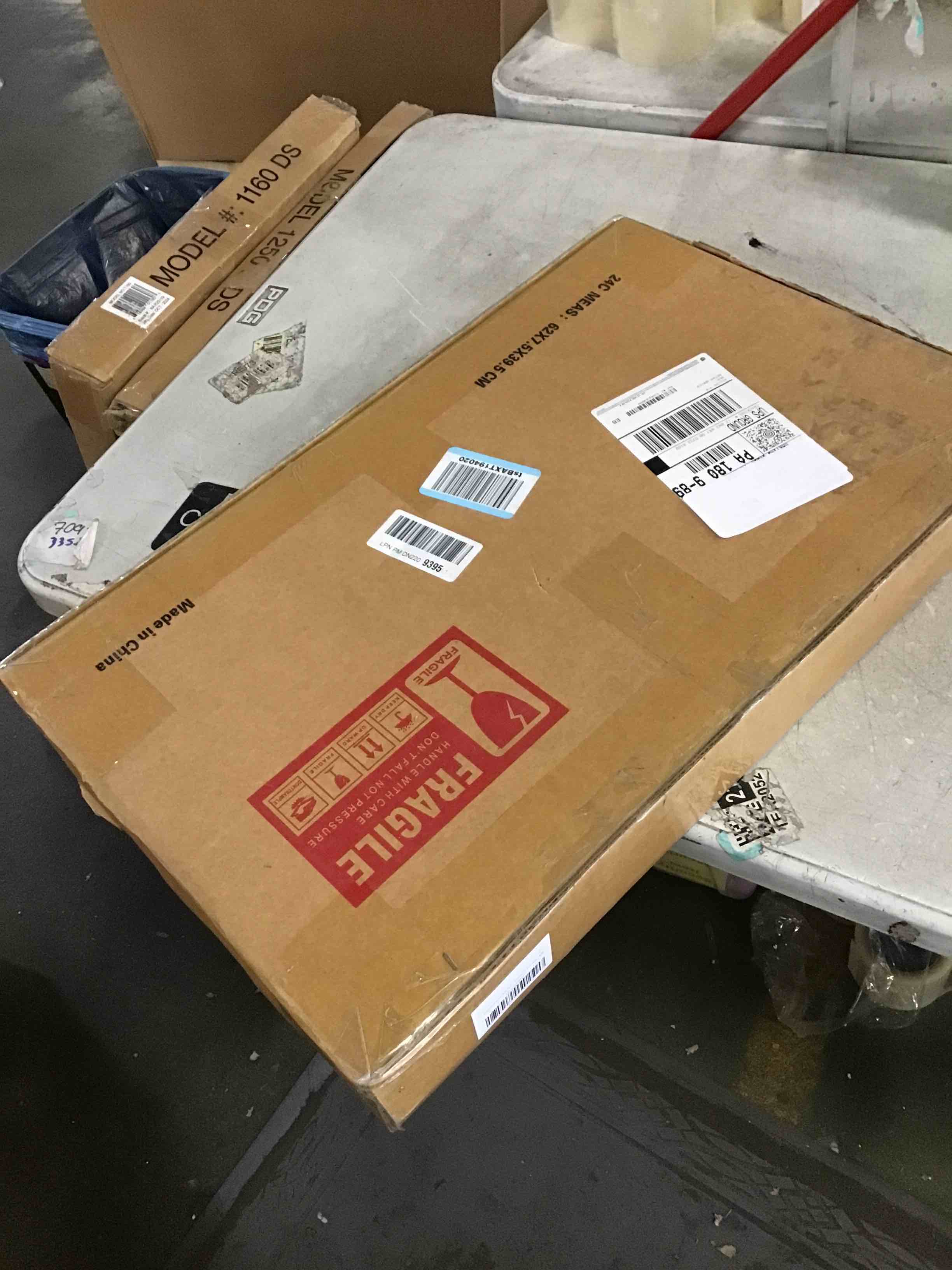 https://s3.amazonaws.com/lotting-images-prod/bidfta/BRN1966668_1743104210504.jpeg