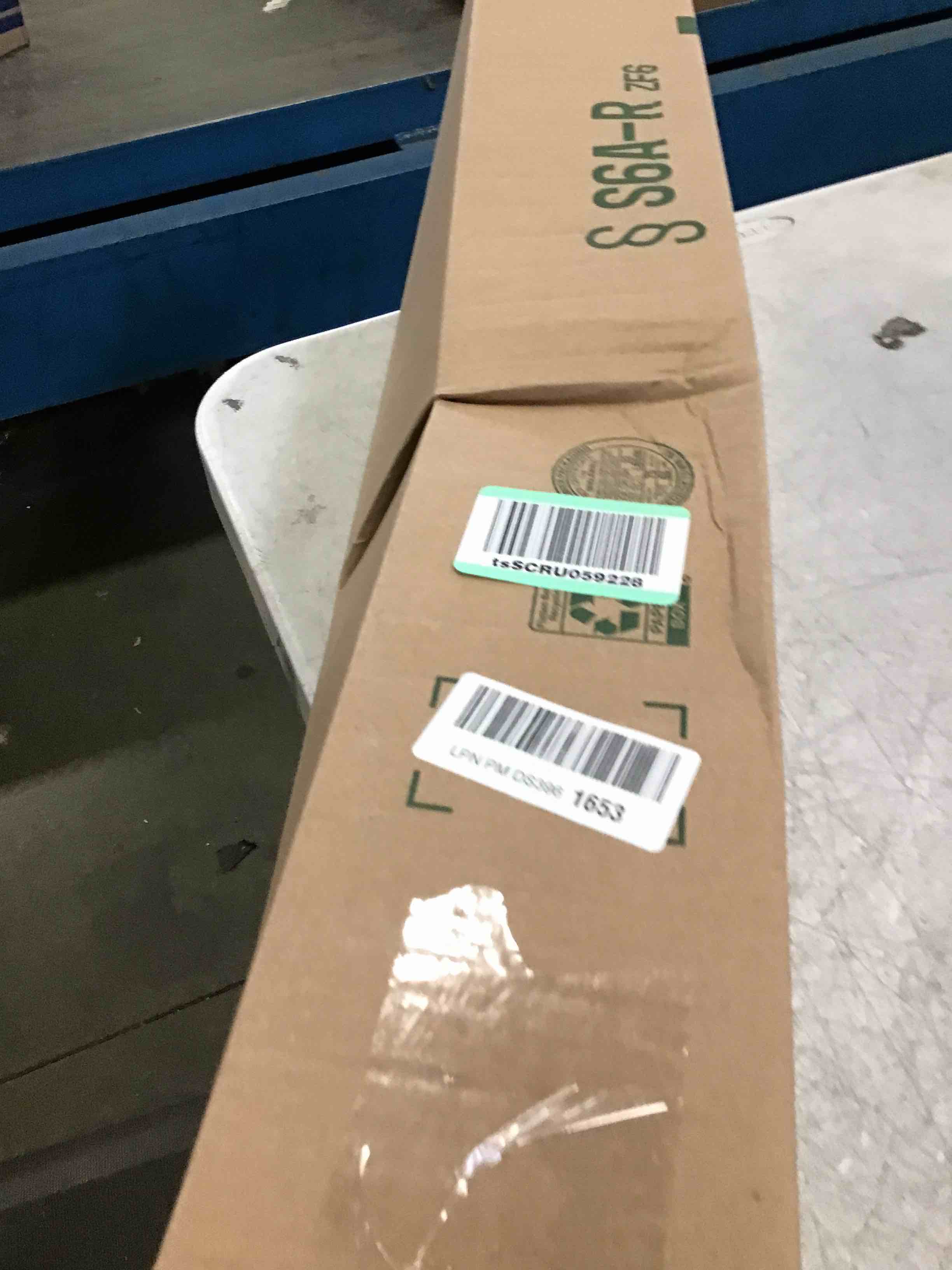 https://s3.amazonaws.com/lotting-images-prod/bidfta/BRN1967136_1743525418209.jpeg