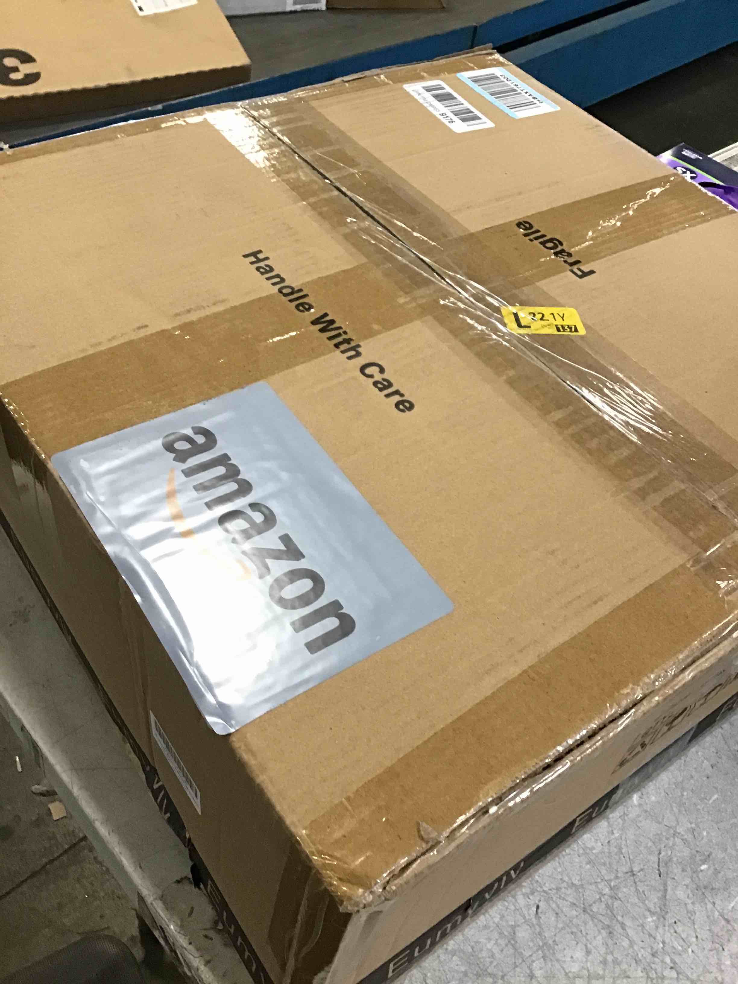 https://s3.amazonaws.com/lotting-images-prod/bidfta/BRN1967182_1743529855300.jpeg