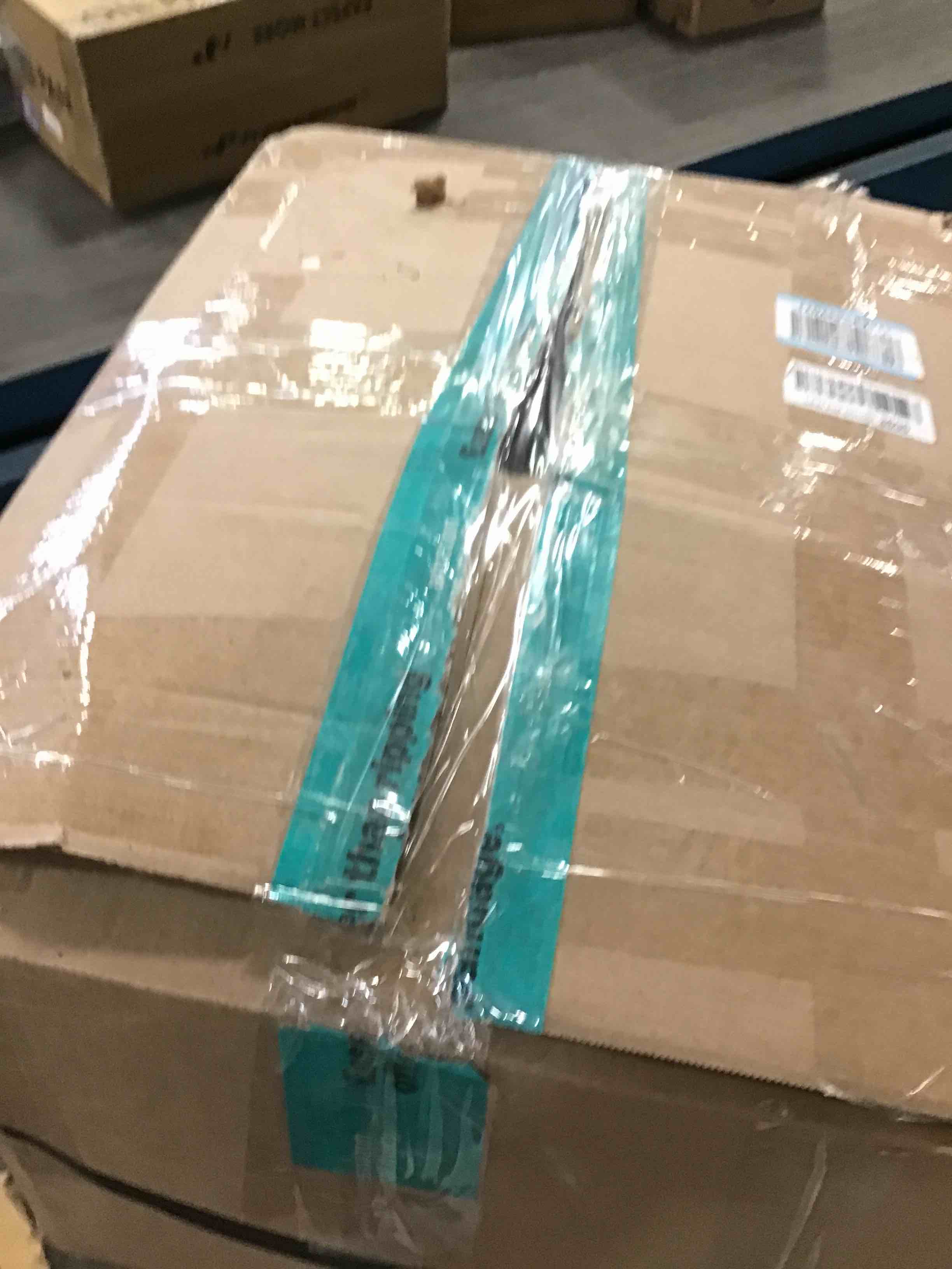 https://s3.amazonaws.com/lotting-images-prod/bidfta/BRN1967337_1743691535710.jpeg