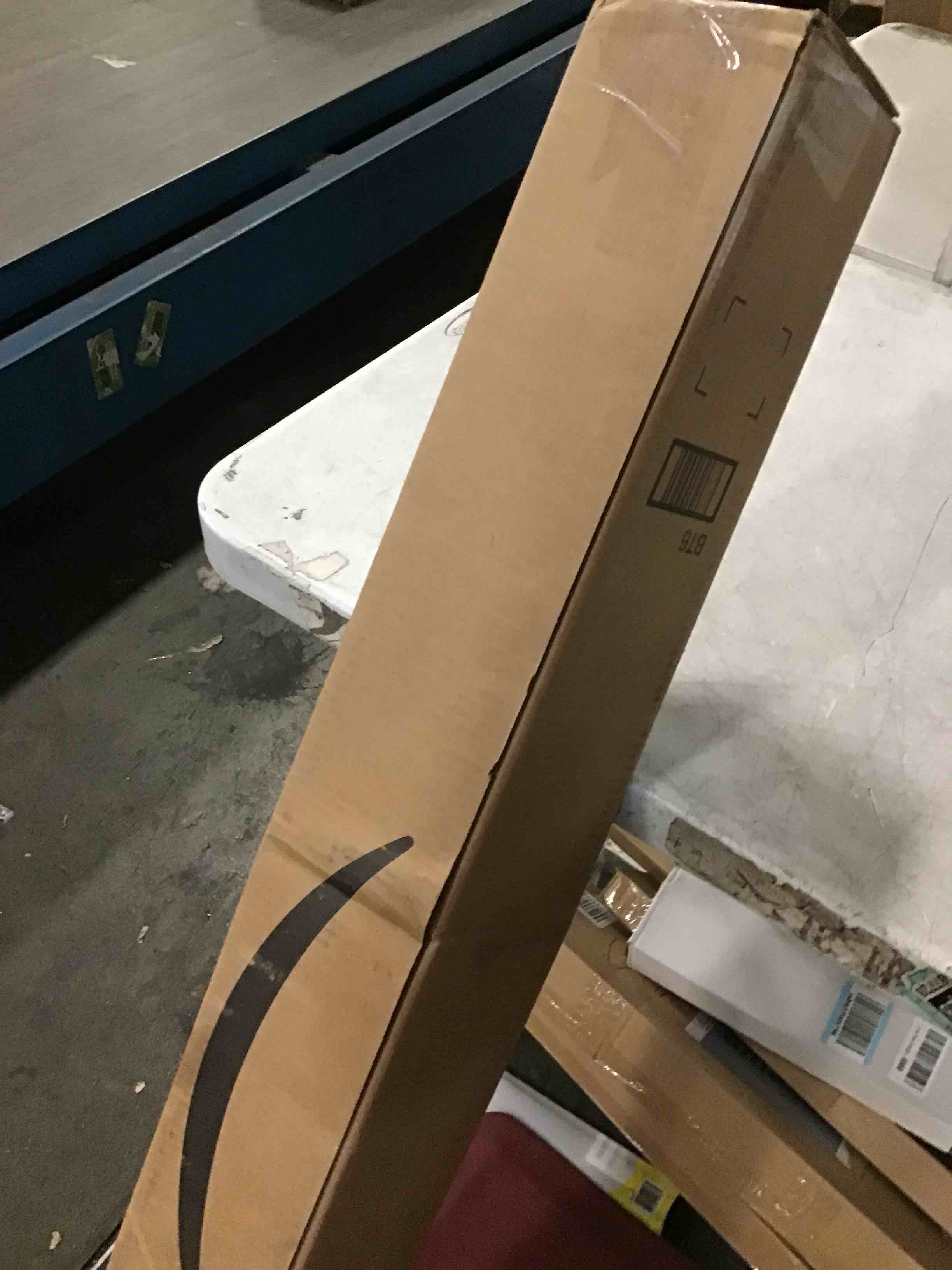 https://s3.amazonaws.com/lotting-images-prod/bidfta/BRN1967625_1743780861409.jpeg
