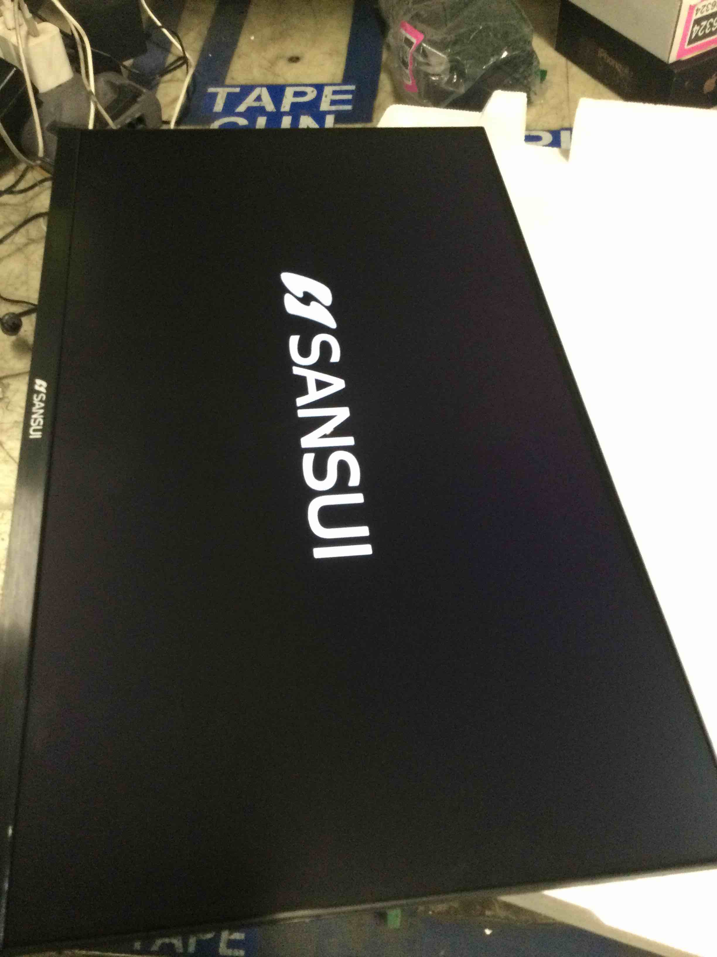 https://s3.amazonaws.com/lotting-images-prod/bidfta/BRN1968910_1745004663350.jpeg