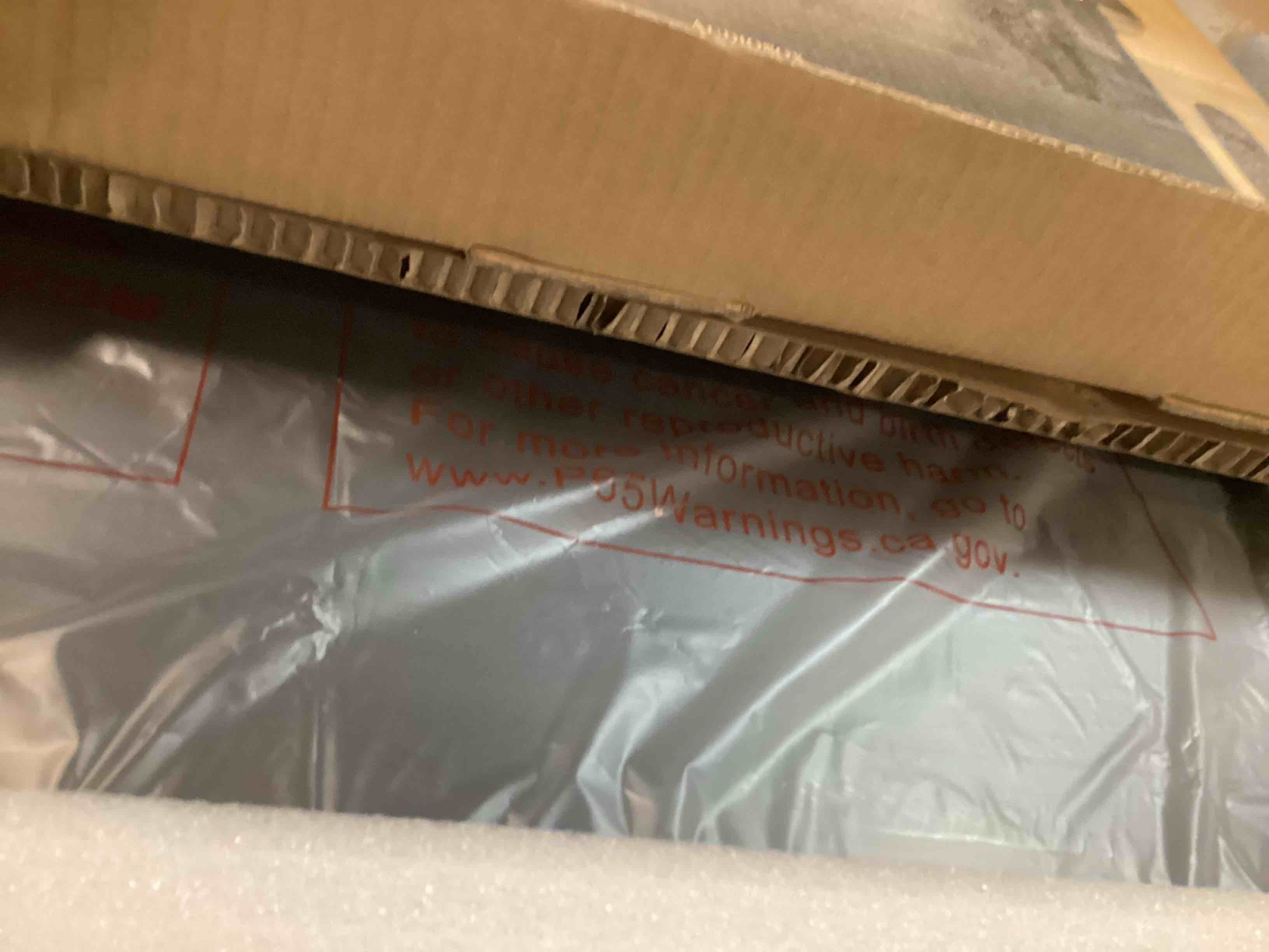 https://s3.amazonaws.com/lotting-images-prod/bidfta/BRN1969666_1743776350986.jpeg