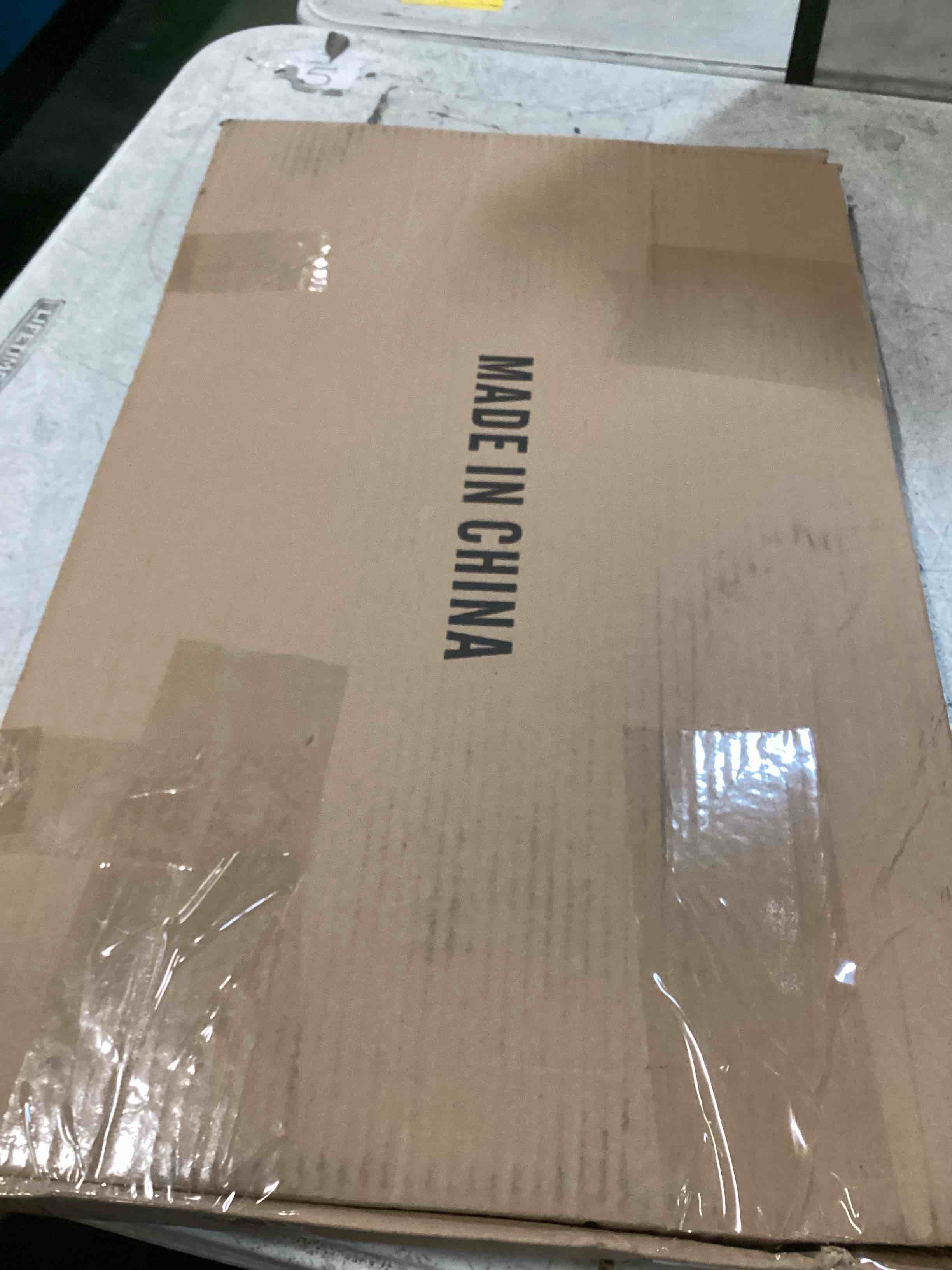 https://s3.amazonaws.com/lotting-images-prod/bidfta/BRN1969689_1743778341373.jpeg