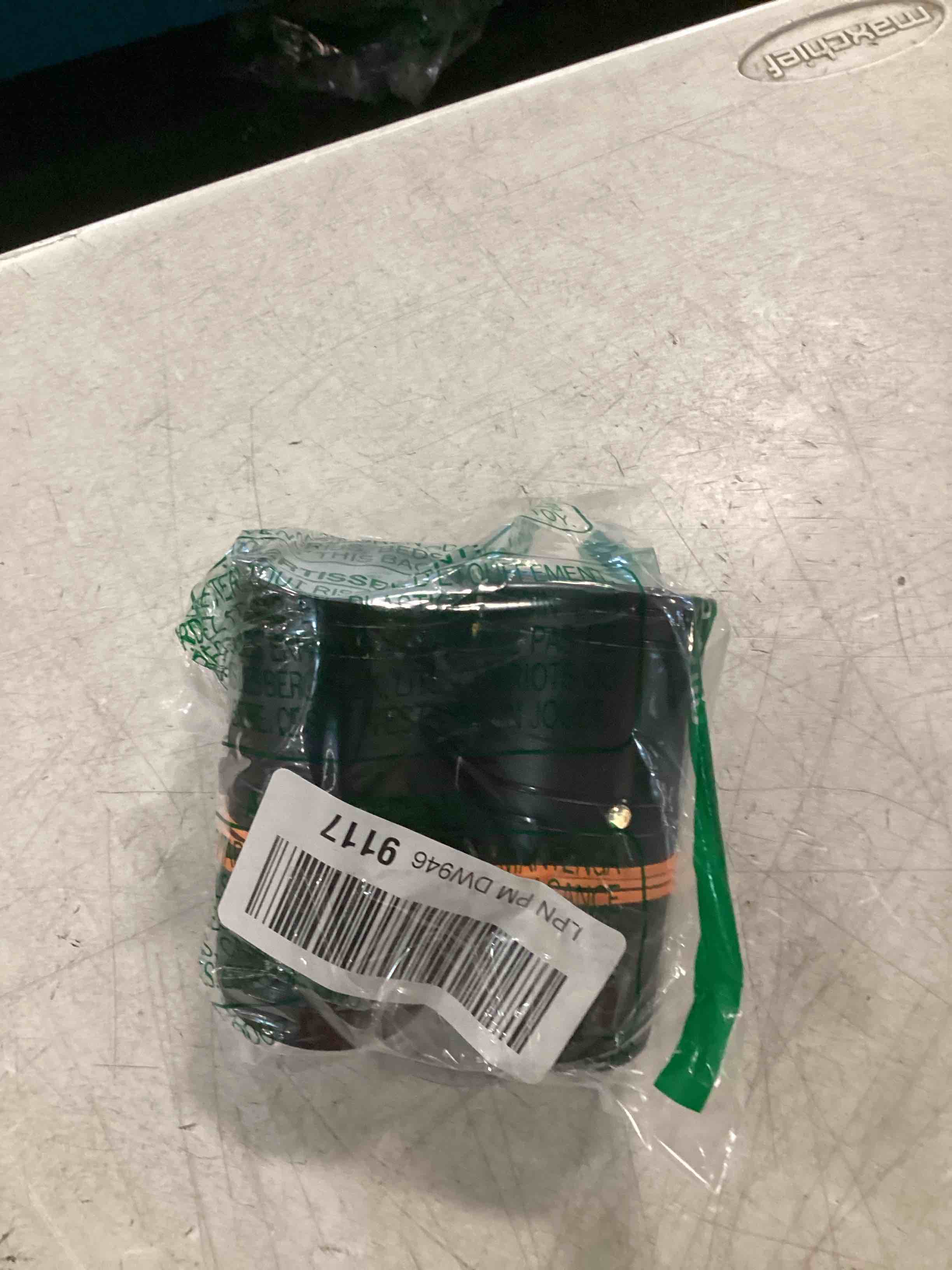 https://s3.amazonaws.com/lotting-images-prod/bidfta/BRN1970070_1744054798422.jpeg