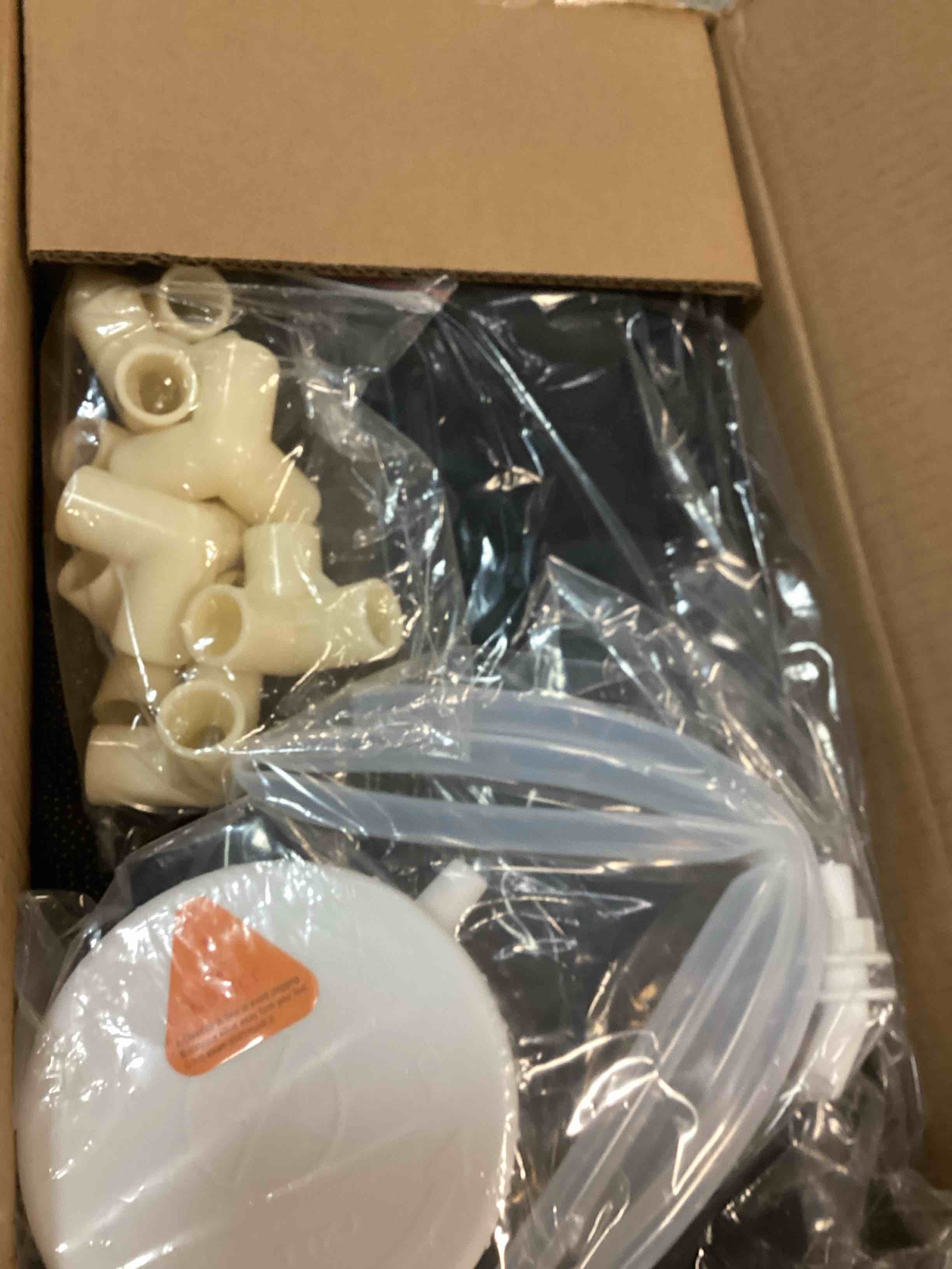 https://s3.amazonaws.com/lotting-images-prod/bidfta/BRN1970362_1744229083670.jpeg