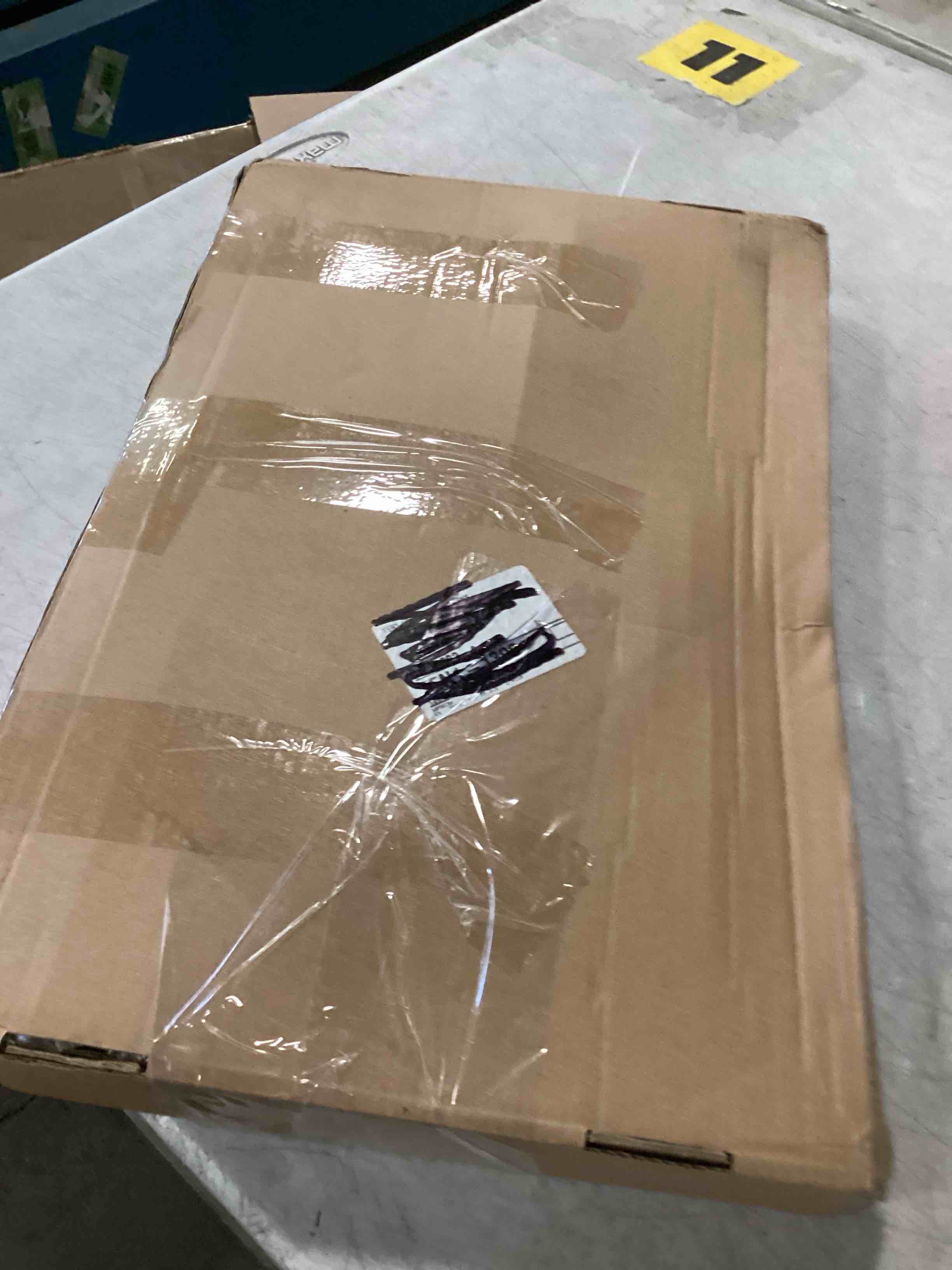 https://s3.amazonaws.com/lotting-images-prod/bidfta/BRN1970927_1744814497943.jpeg