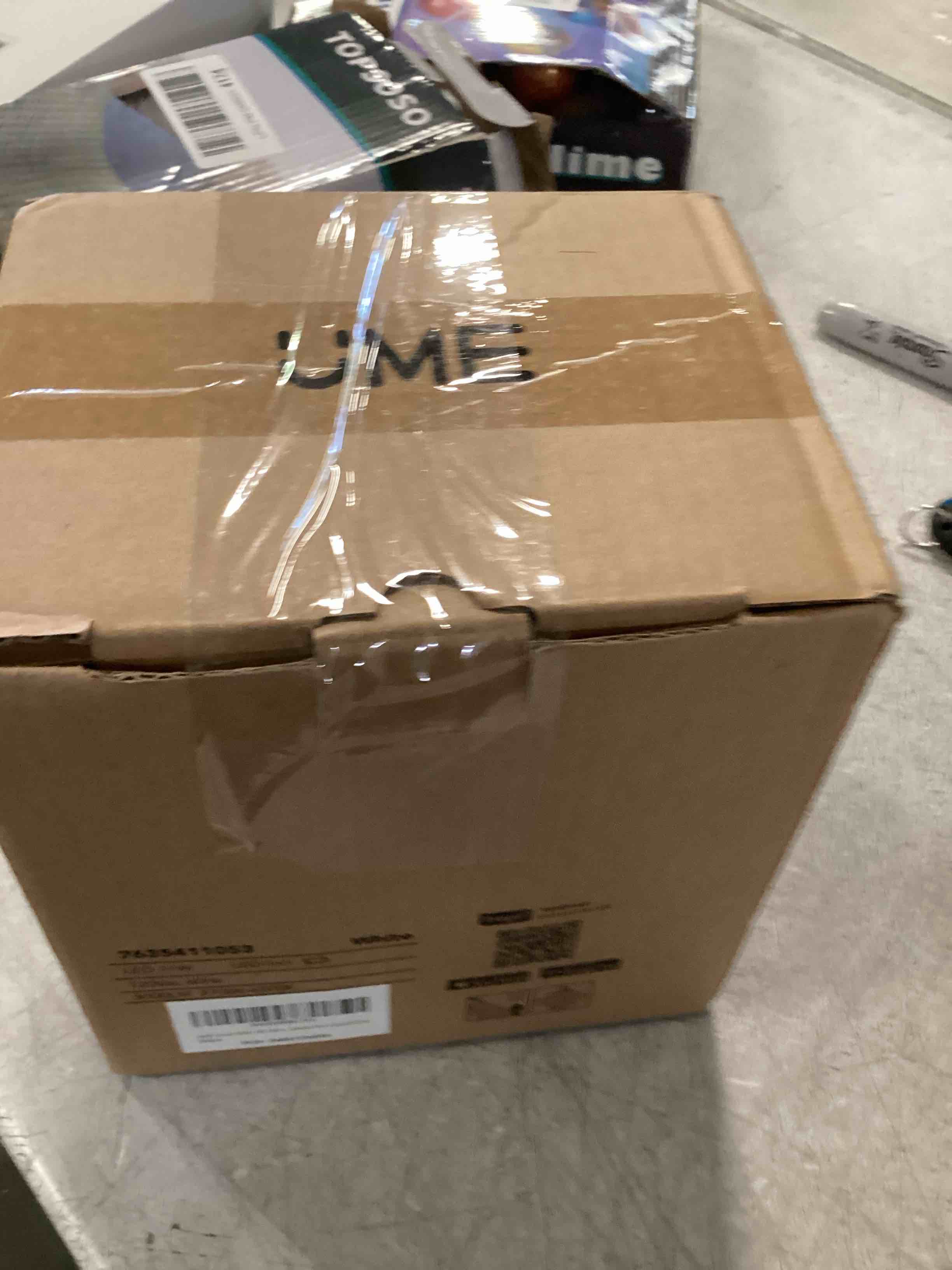 https://s3.amazonaws.com/lotting-images-prod/bidfta/BRN1971031_1744825486712.jpeg