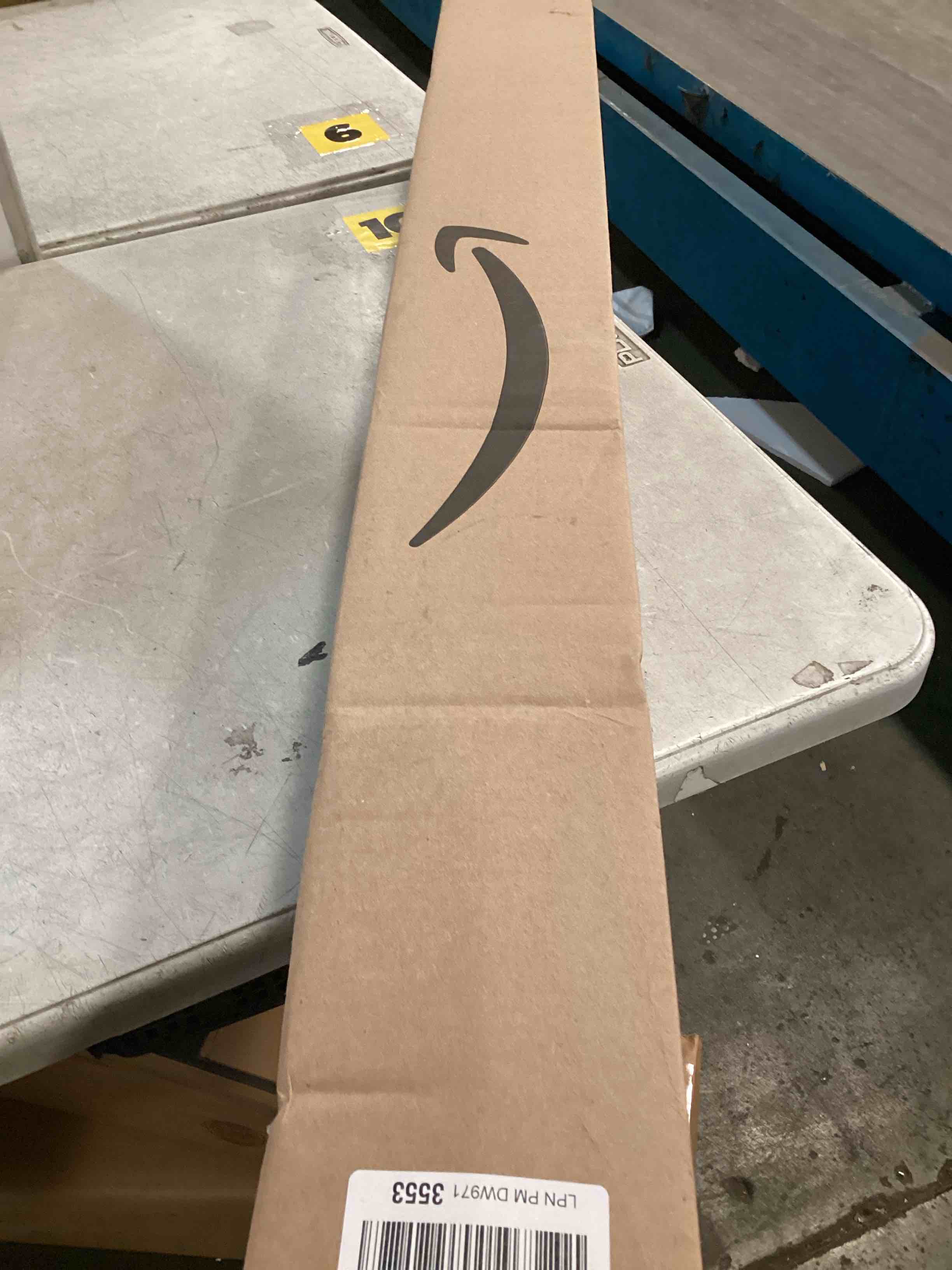 https://s3.amazonaws.com/lotting-images-prod/bidfta/BRN1971478_1745259099286.jpeg