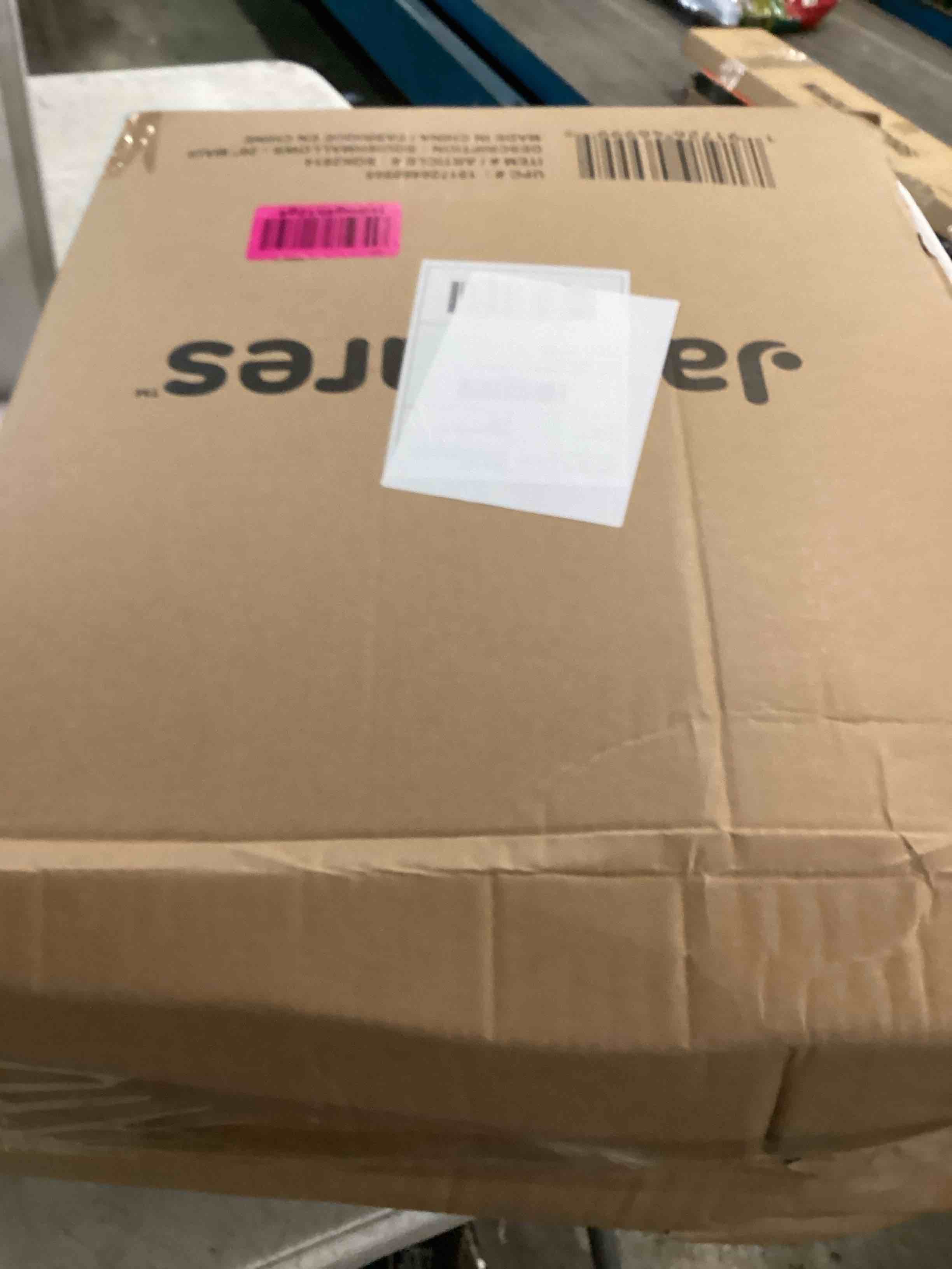 https://s3.amazonaws.com/lotting-images-prod/bidfta/BRN1971495_1745260863024.jpeg