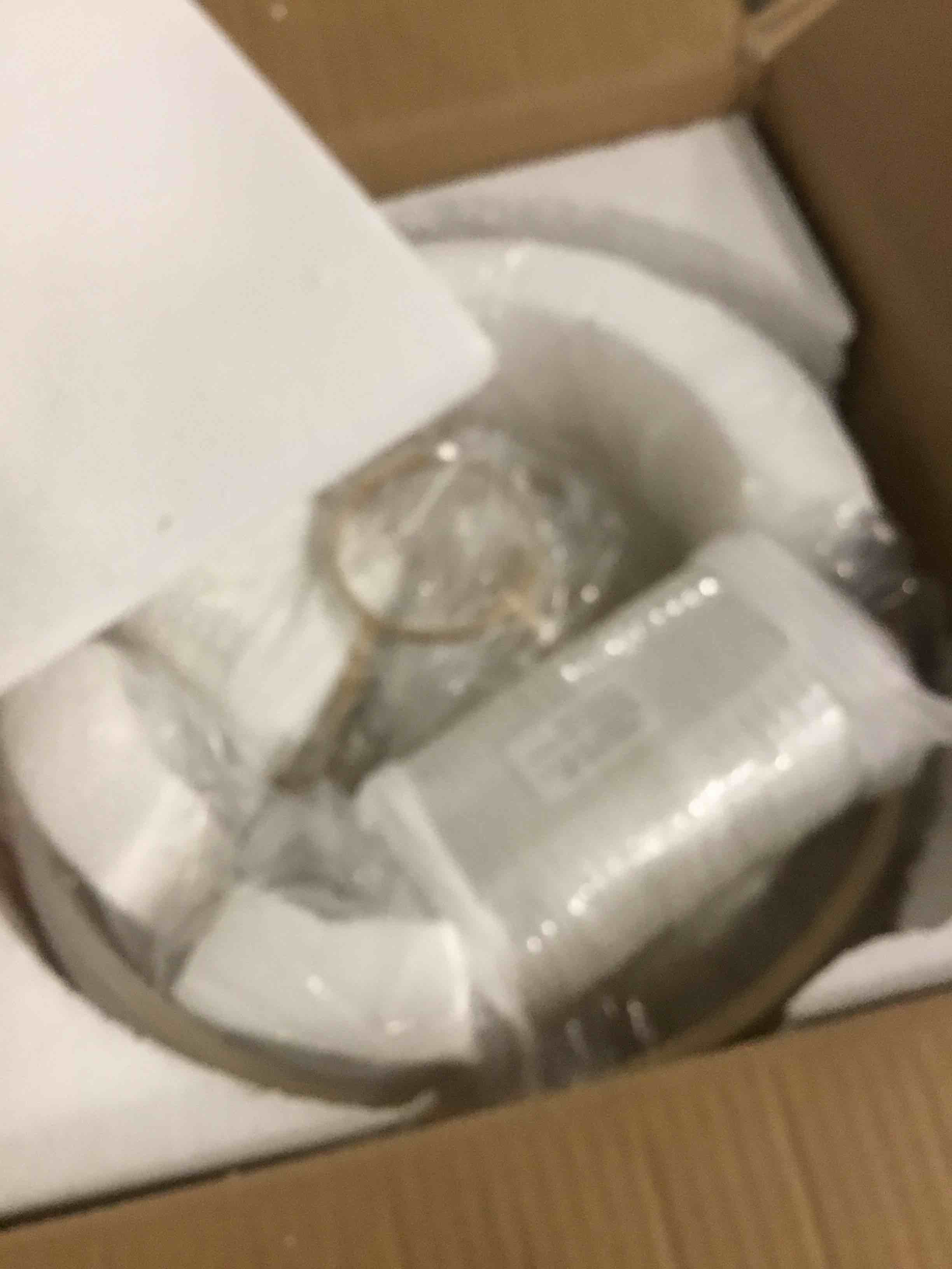 https://s3.amazonaws.com/lotting-images-prod/bidfta/BRN1972740_1743787356281.jpeg