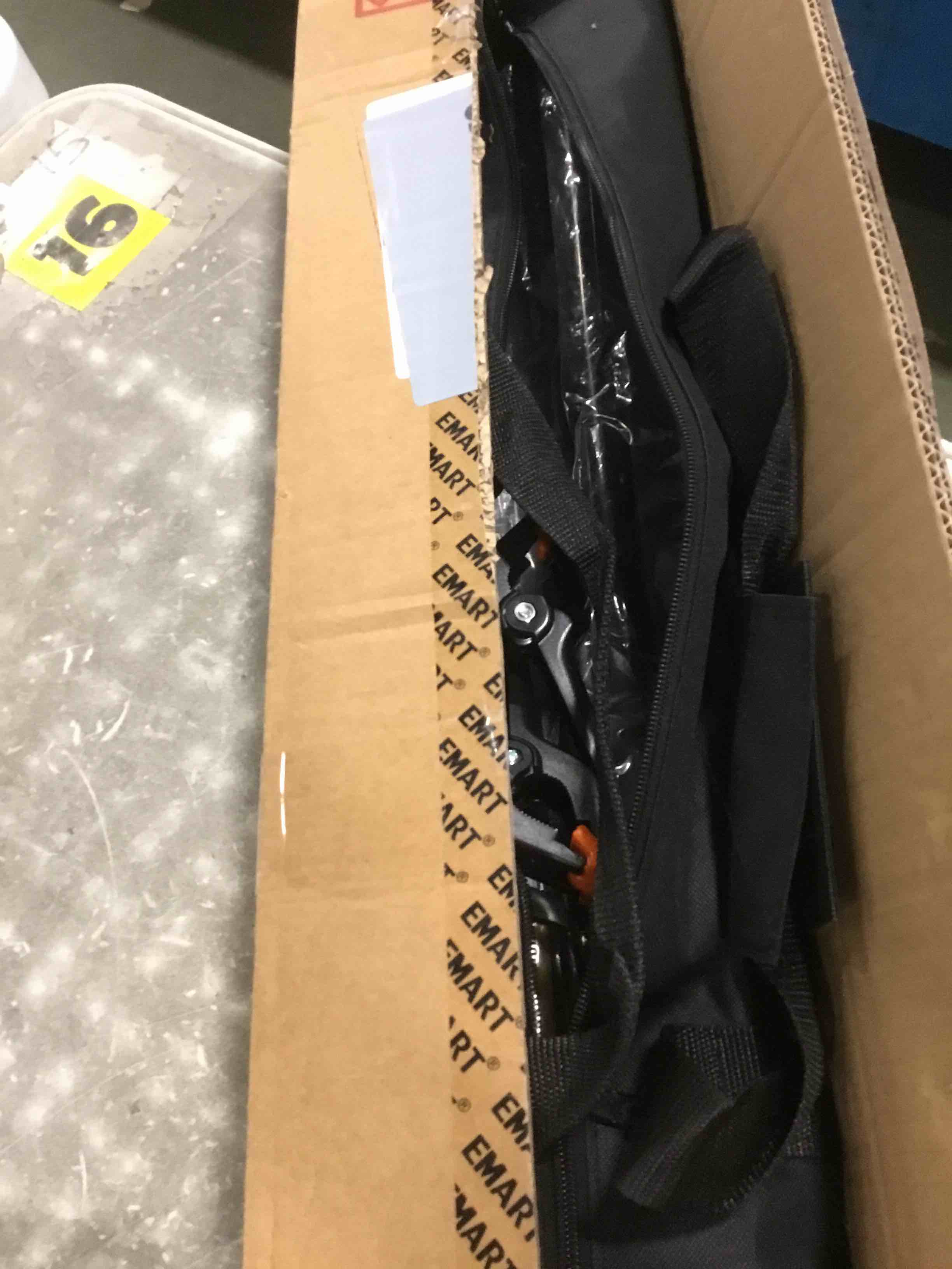 https://s3.amazonaws.com/lotting-images-prod/bidfta/BRN1973326_1744379425542.jpeg