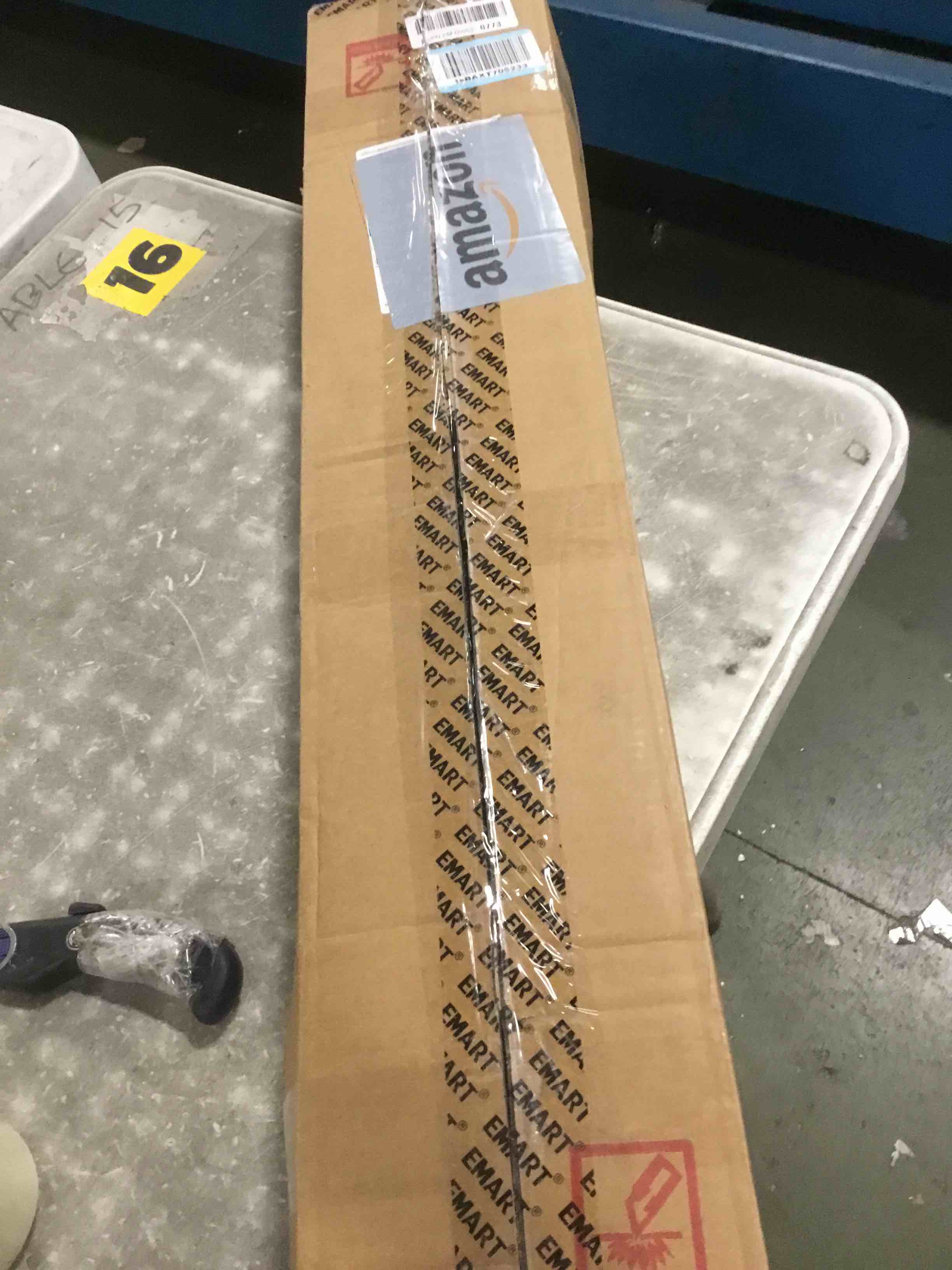 https://s3.amazonaws.com/lotting-images-prod/bidfta/BRN1973326_1744379439425.jpeg
