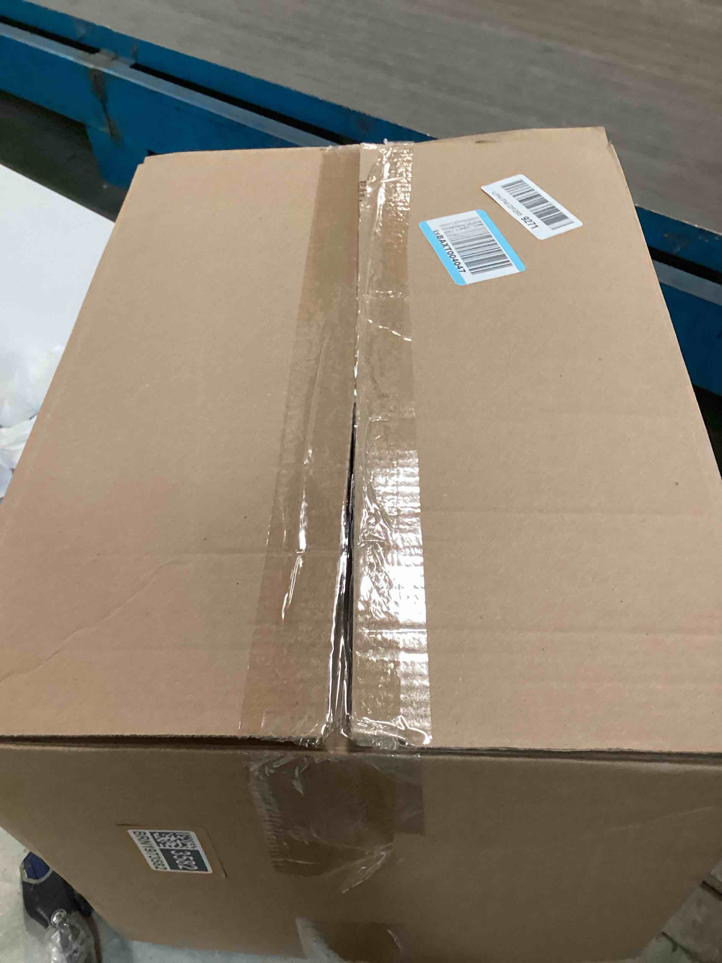 https://s3.amazonaws.com/lotting-images-prod/bidfta/BRN1973582_1744656346067.jpeg
