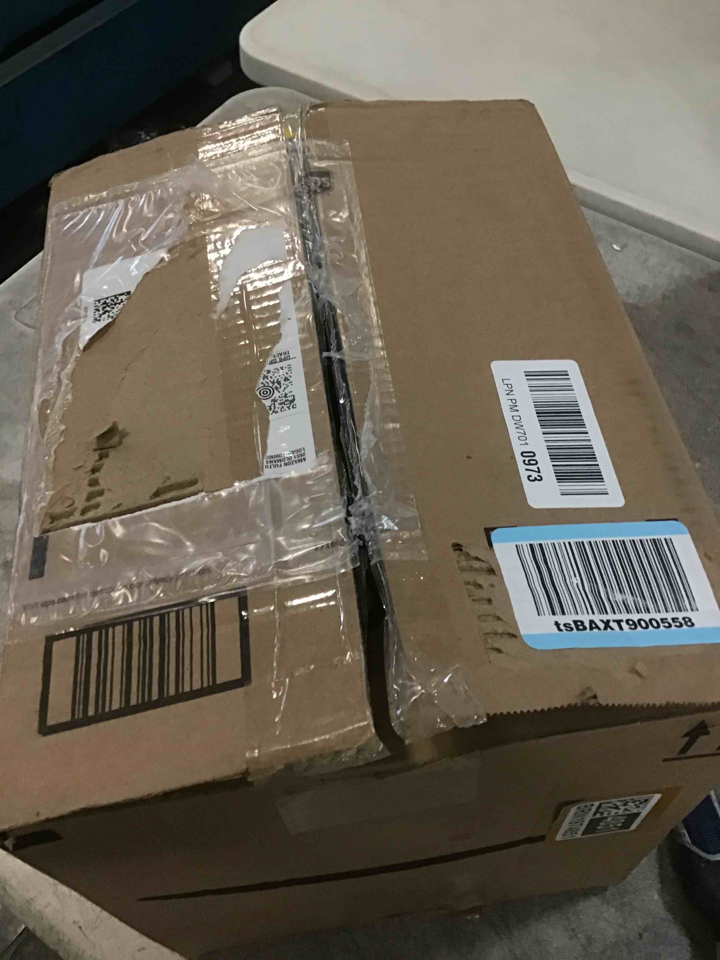 https://s3.amazonaws.com/lotting-images-prod/bidfta/BRN1974851_1745509689427.jpeg