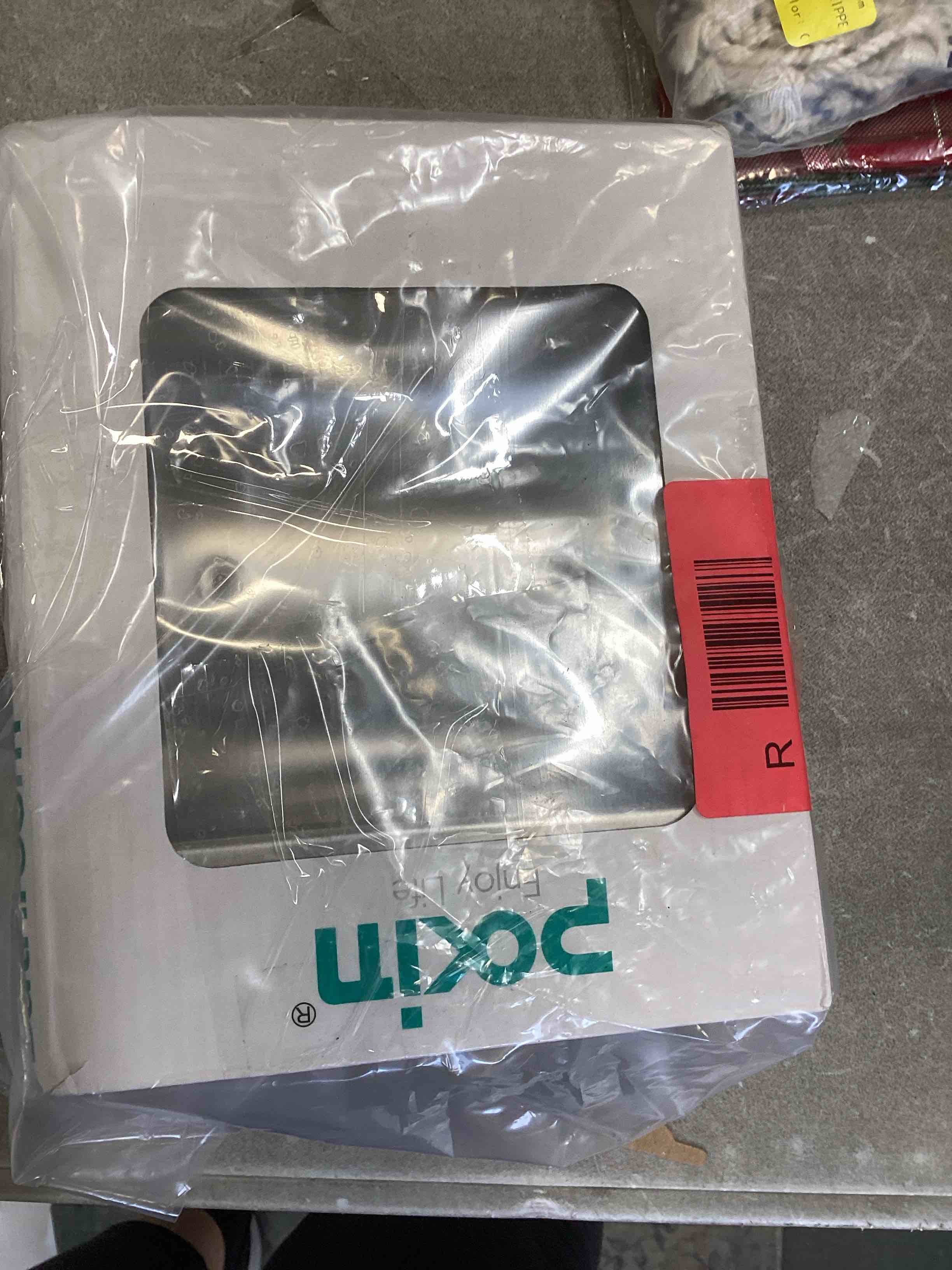 https://s3.amazonaws.com/lotting-images-prod/bidfta/BRN1978172_1745343242577.jpeg
