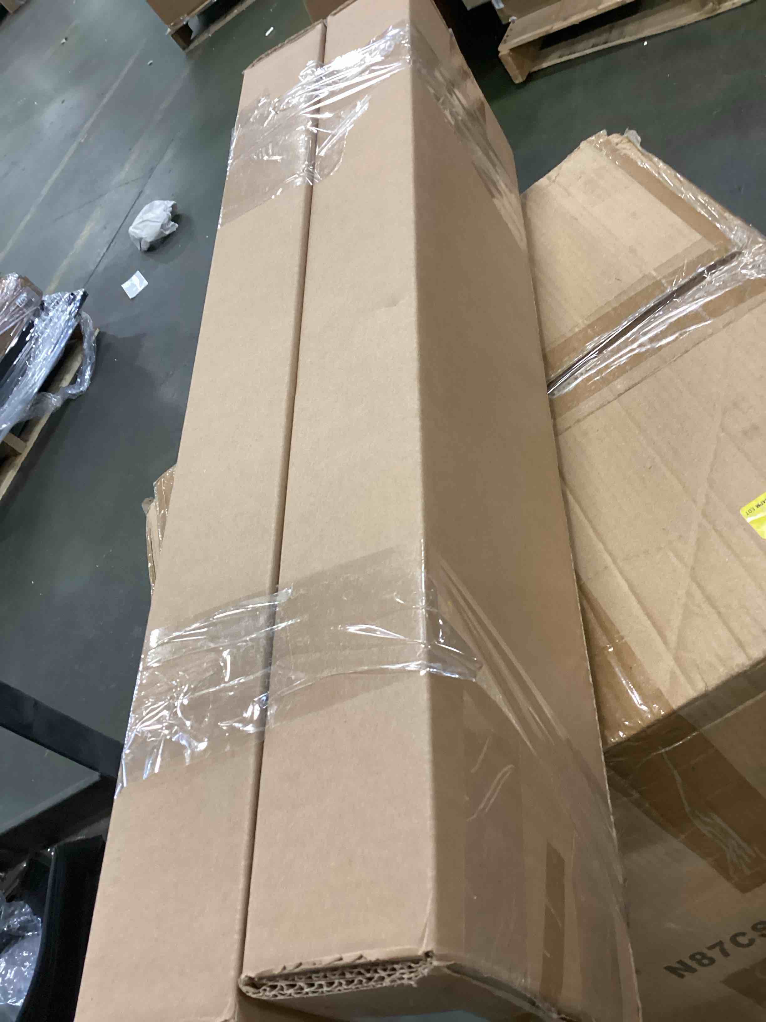 https://s3.amazonaws.com/lotting-images-prod/bidfta/BRN1979287_1746550003744.jpeg