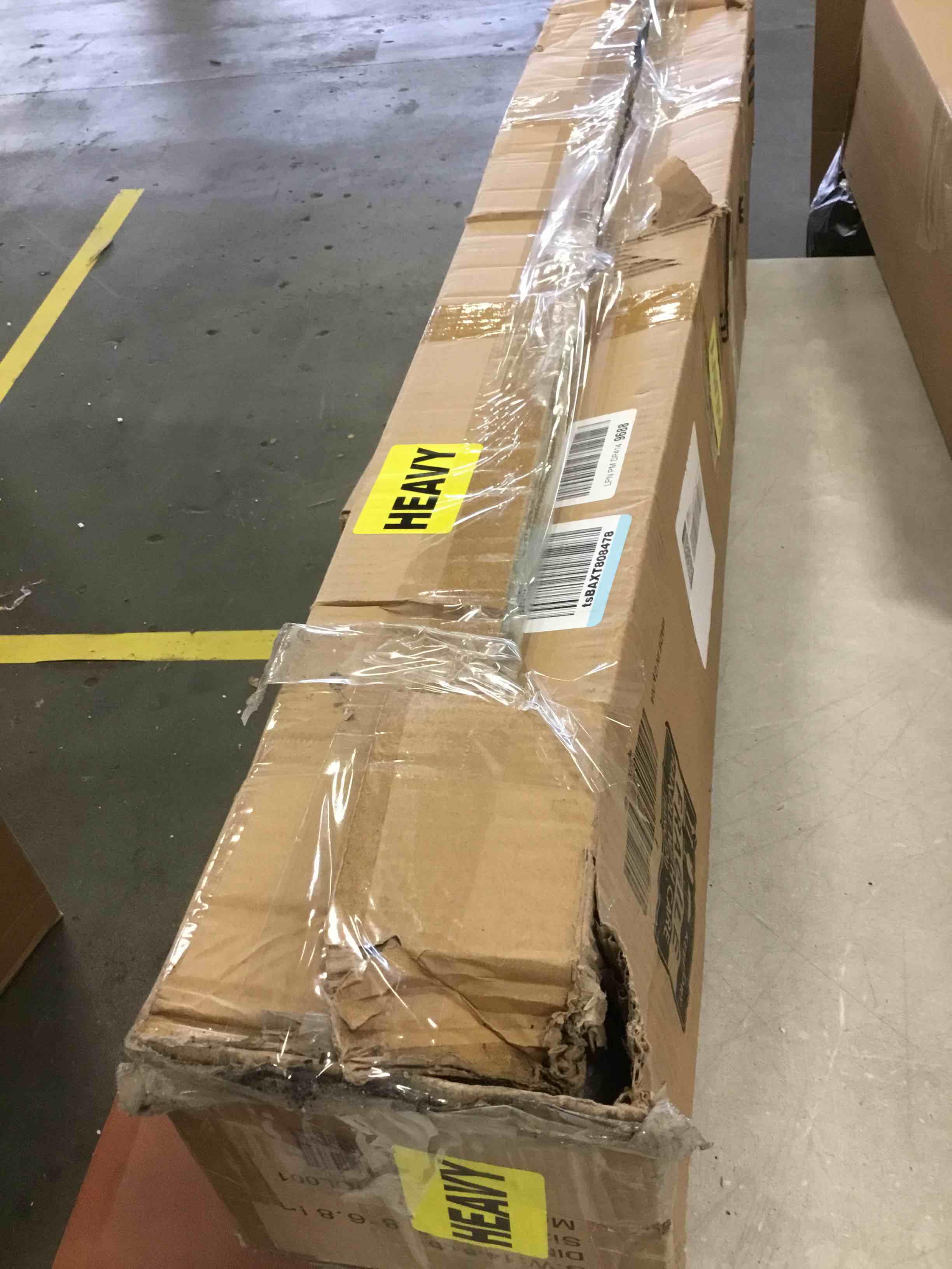 https://s3.amazonaws.com/lotting-images-prod/bidfta/BRN1981507_1743090944150.jpeg