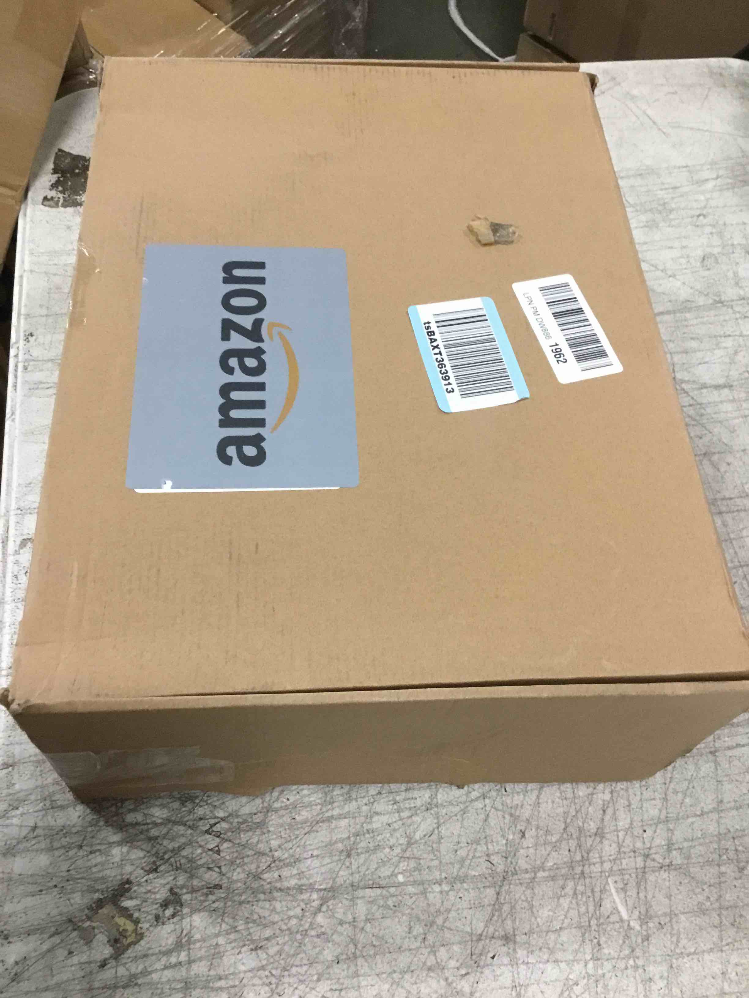 https://s3.amazonaws.com/lotting-images-prod/bidfta/BRN1982175_1743513085307.jpeg