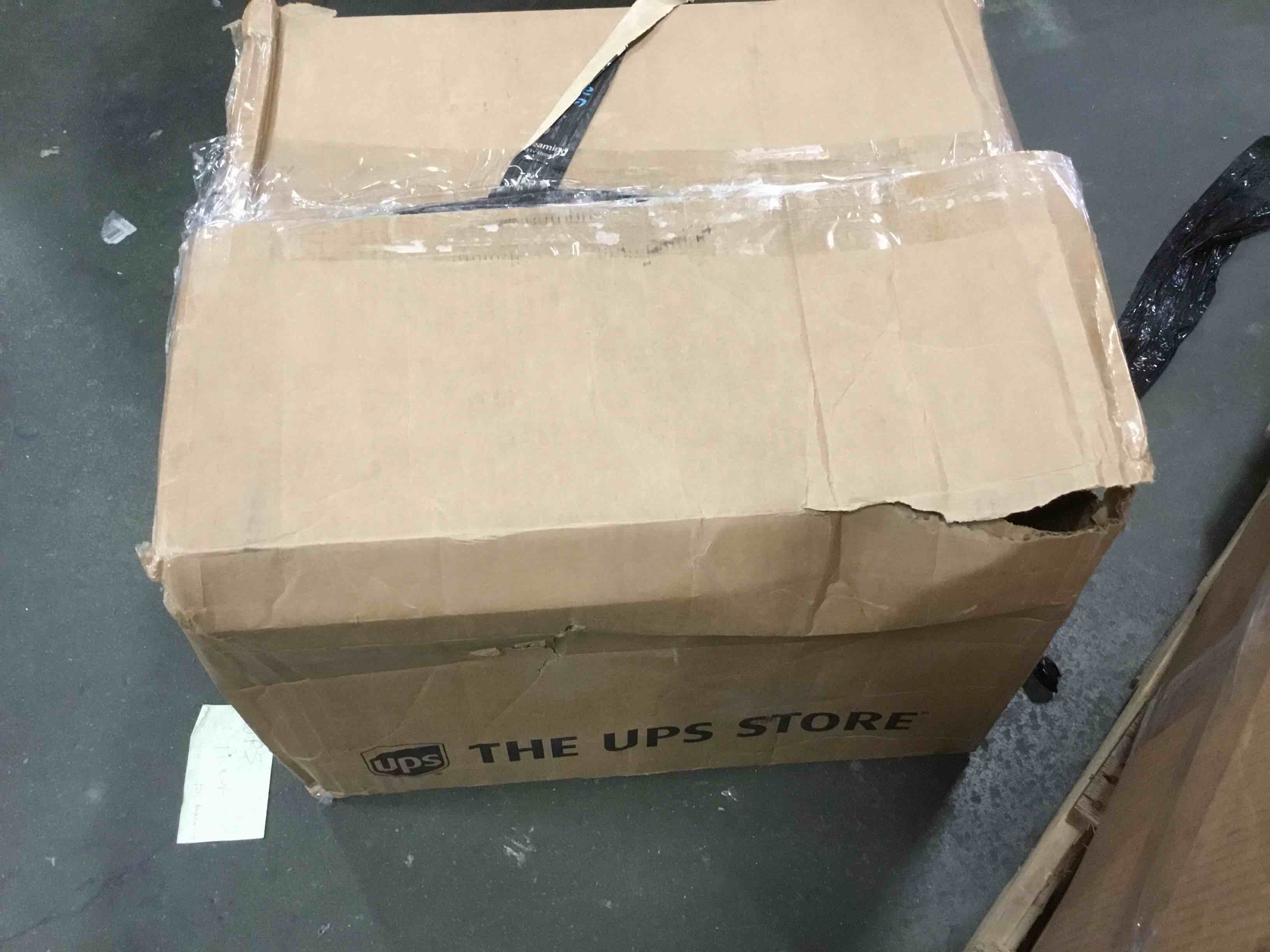 https://s3.amazonaws.com/lotting-images-prod/bidfta/BRN1982407_1743536728246.jpeg