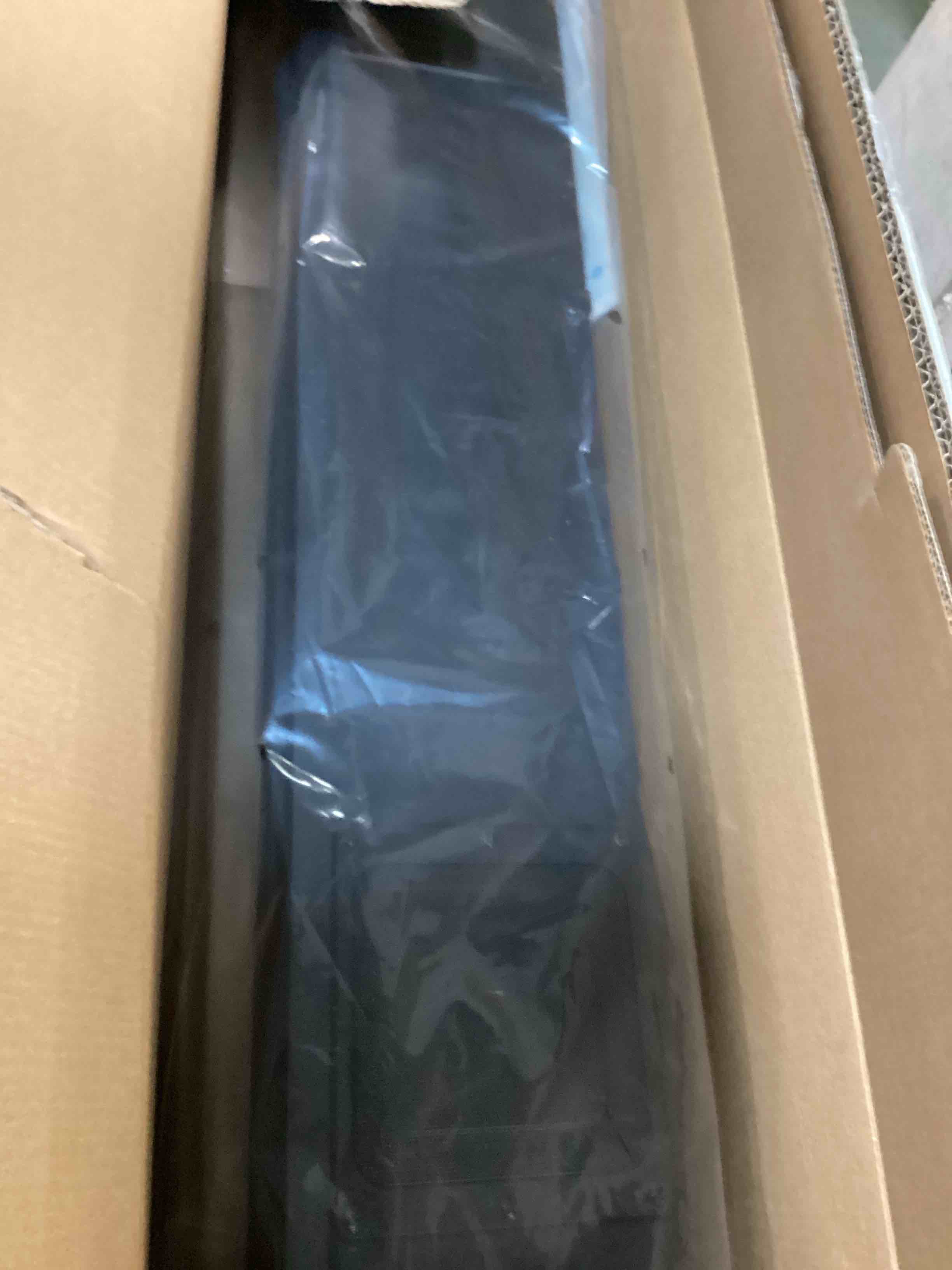 https://s3.amazonaws.com/lotting-images-prod/bidfta/BRN1984815_1746104438560.jpeg