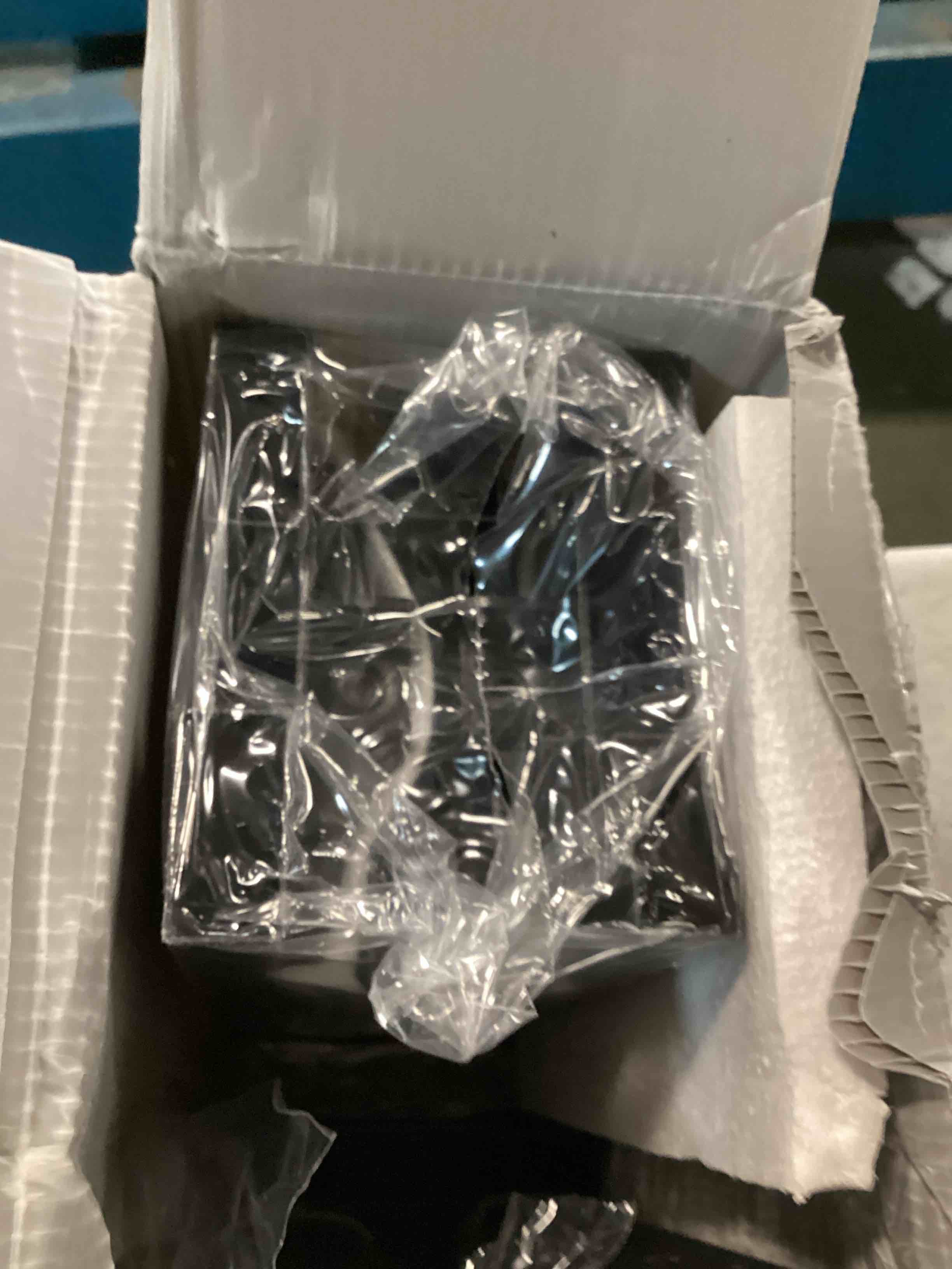 https://s3.amazonaws.com/lotting-images-prod/bidfta/BRN1985648_1746557883863.jpeg