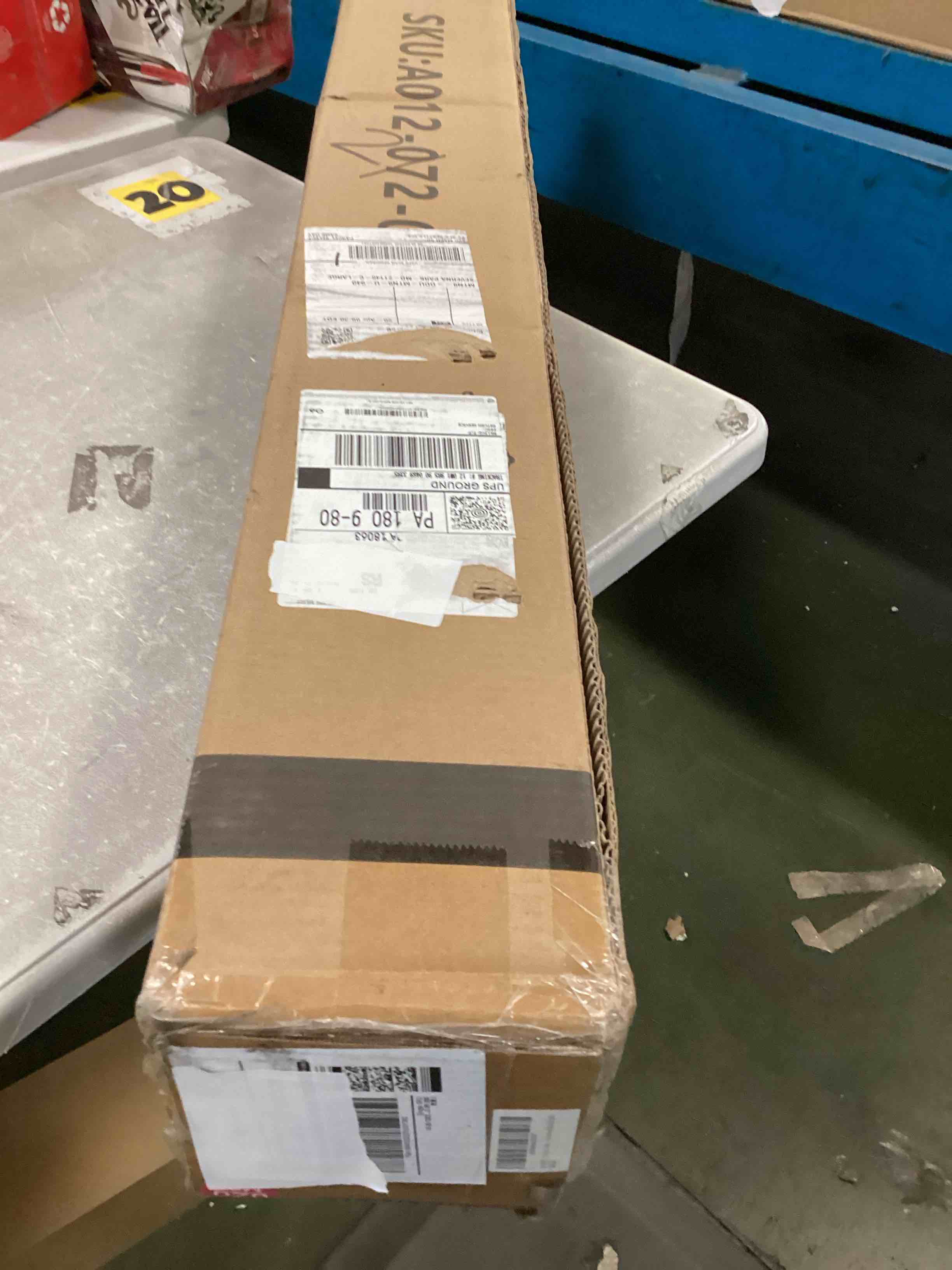https://s3.amazonaws.com/lotting-images-prod/bidfta/BRN1986006_1746713896749.jpeg